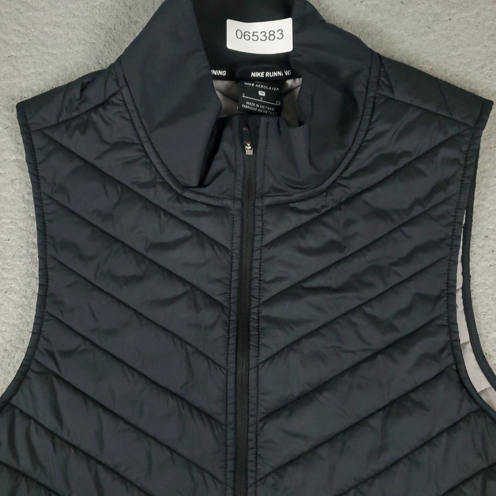 Nike Nike Vest Mens Small Black Aerolayer Quilted Full Zip Running Windbreaker, Full Zip, Jacket, Men, Nike, Black, Small, Regular Fit, Polyester, 1990s? Size US S / EU 44-46 / 1 - 2 Thumbnail