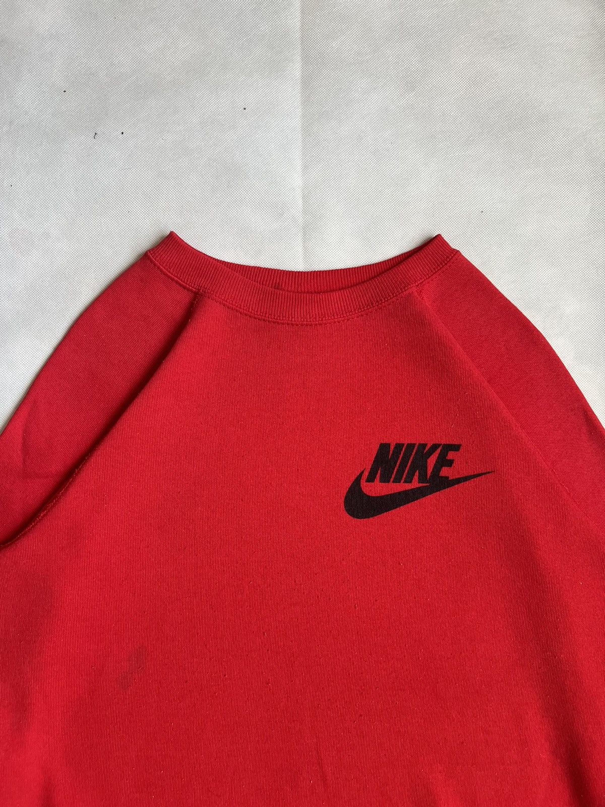 Nike Vintage 80's Nike Swoosh Red Crewneck Size US L / EU 52-54 / 3 - 3 Thumbnail