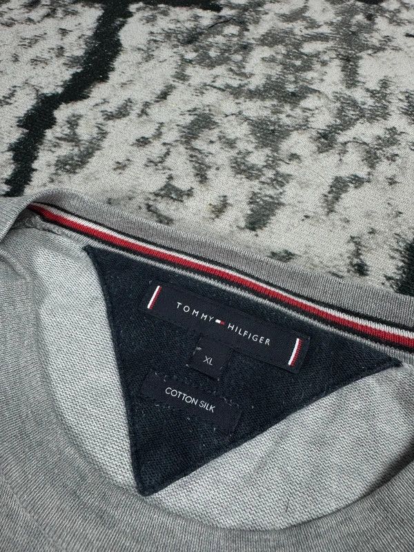 Tommy Hilfiger Tommy Hilfiger Gray XL Silk Sweater Size US XL / EU 56 / 4 - 5 Thumbnail