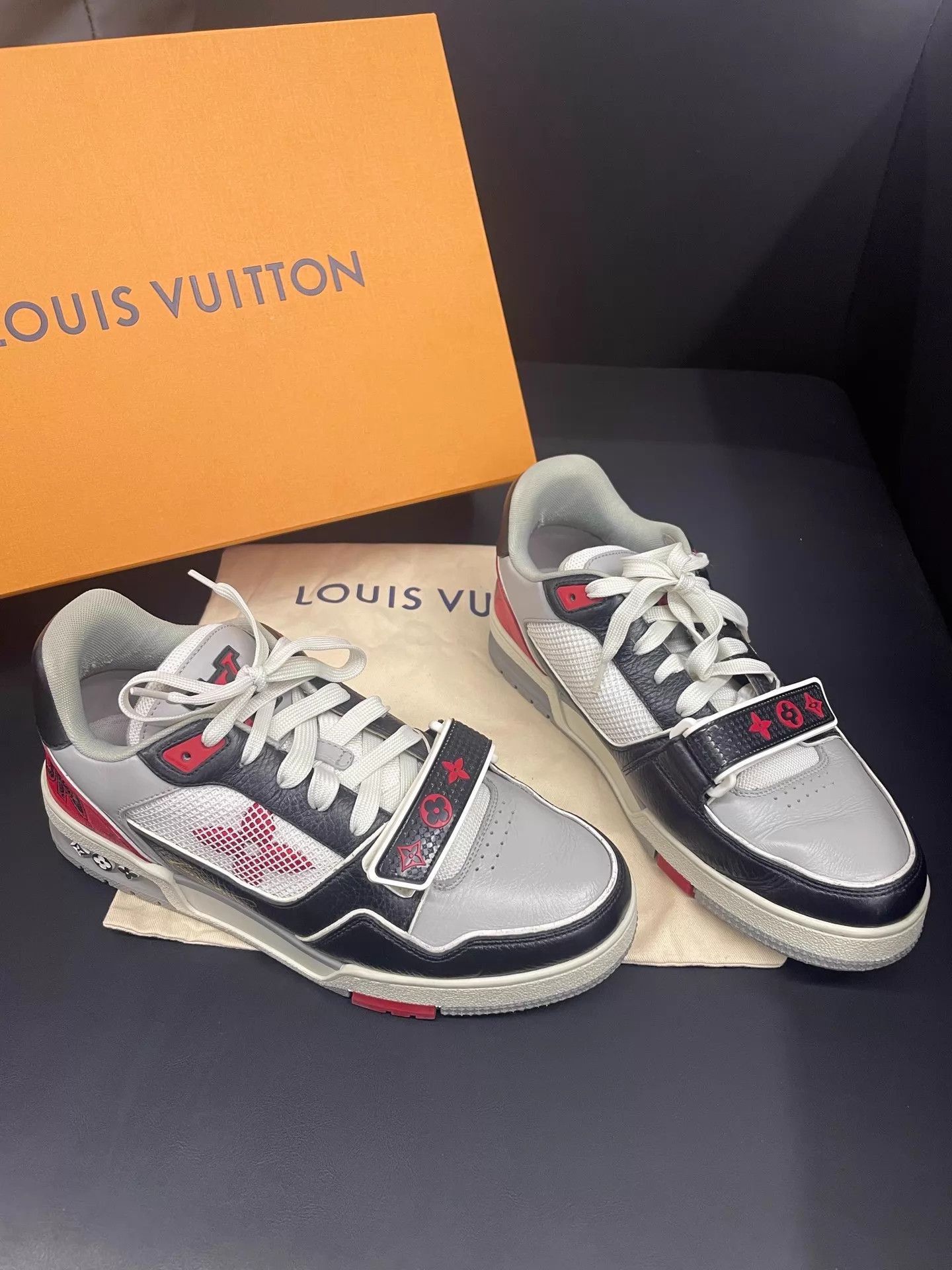 Louis Vuitton Multi Color Low Top Sneakers Size 7 Size US 7 / EU 40 - 1 Thumbnail