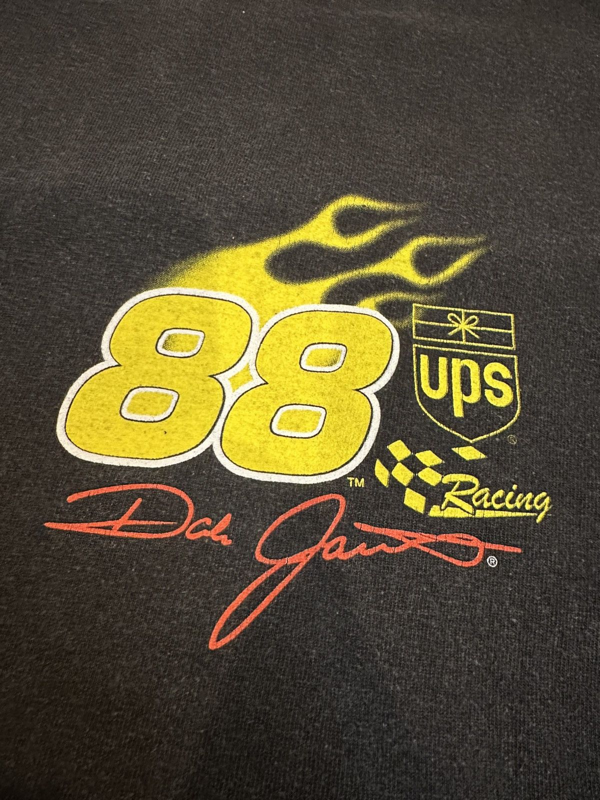 NASCAR Vintage Y2K NASCAR Dale Jarett 88 UPS Shirt Tee 2000s Size US L / EU 52-54 / 3 - 7 Thumbnail