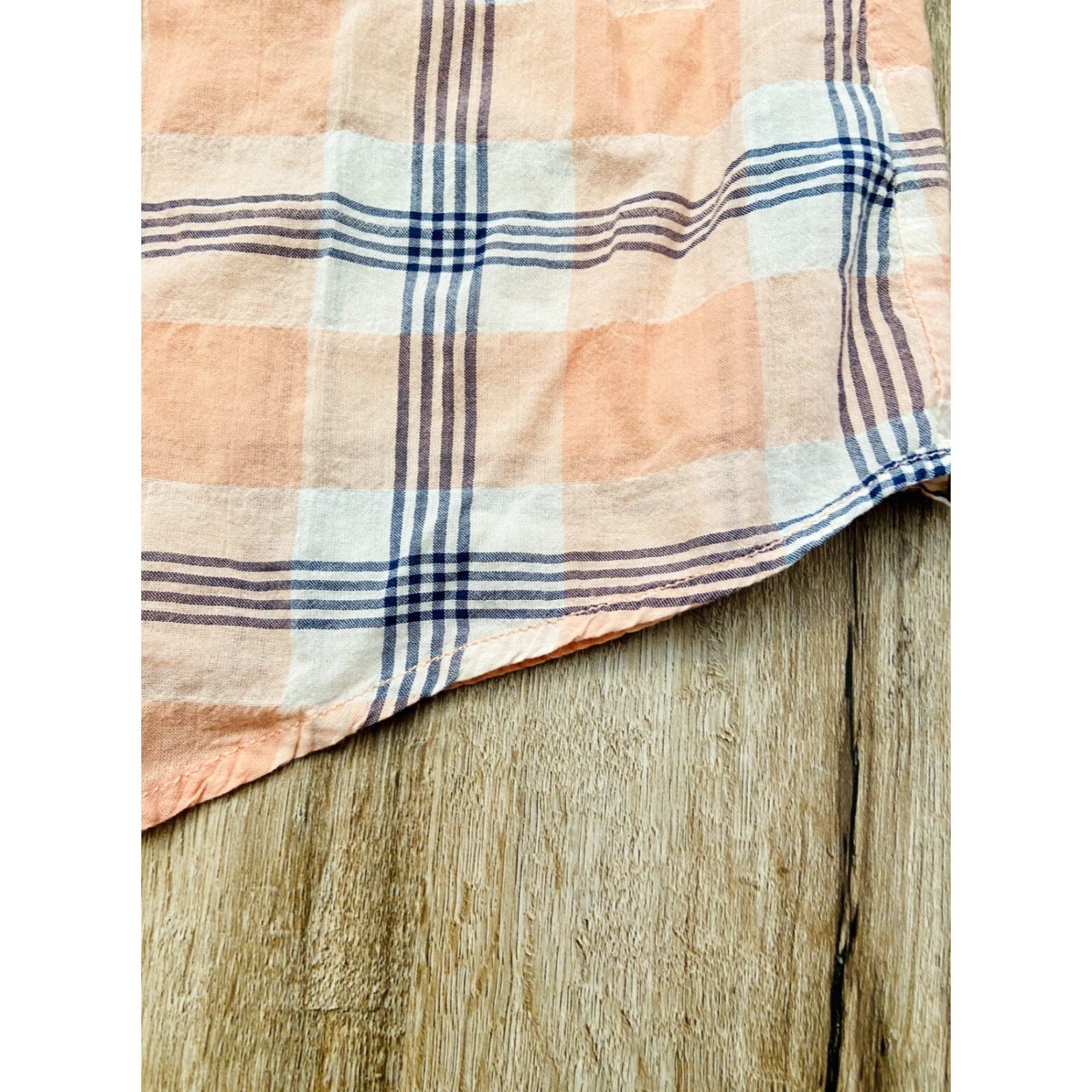 Vintage Maurices Button-Down Shirt Pink Plaid Front Pocket Women’s Size 0 Long Sleeve Adult Small Pink Plaid Mens? Wait. Size XS / US 0-2 / IT 36-38 - 2 Thumbnail