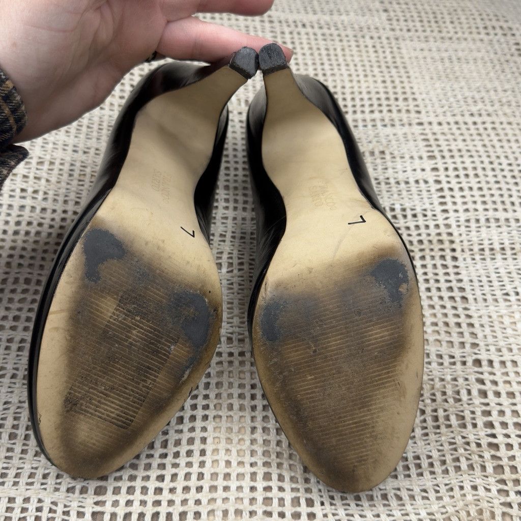 Franco Sarto Franco Sarto Womens 8 Napoli Pump Black Leather Heel (8.5) Size US 8 / IT 38 - 8 Thumbnail