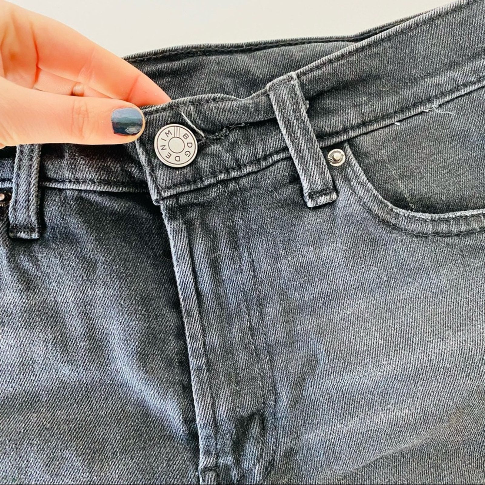 Urban Outfitters BDG Washed Black CutOff Denim Mini Jean Shorts Mid High Rise Size 28" / US 6 / IT 42 - 3 Thumbnail