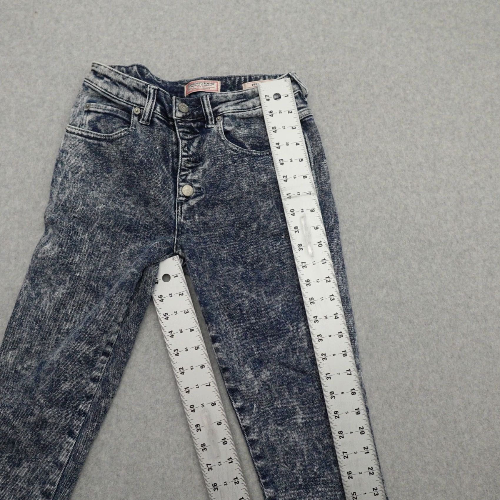 Guess GUESS Jeans Women's 26 (26X28) Acid Wash Skinny Button Fly Blue Jeans Size 26" / US 2 / IT 38 - 5 Thumbnail