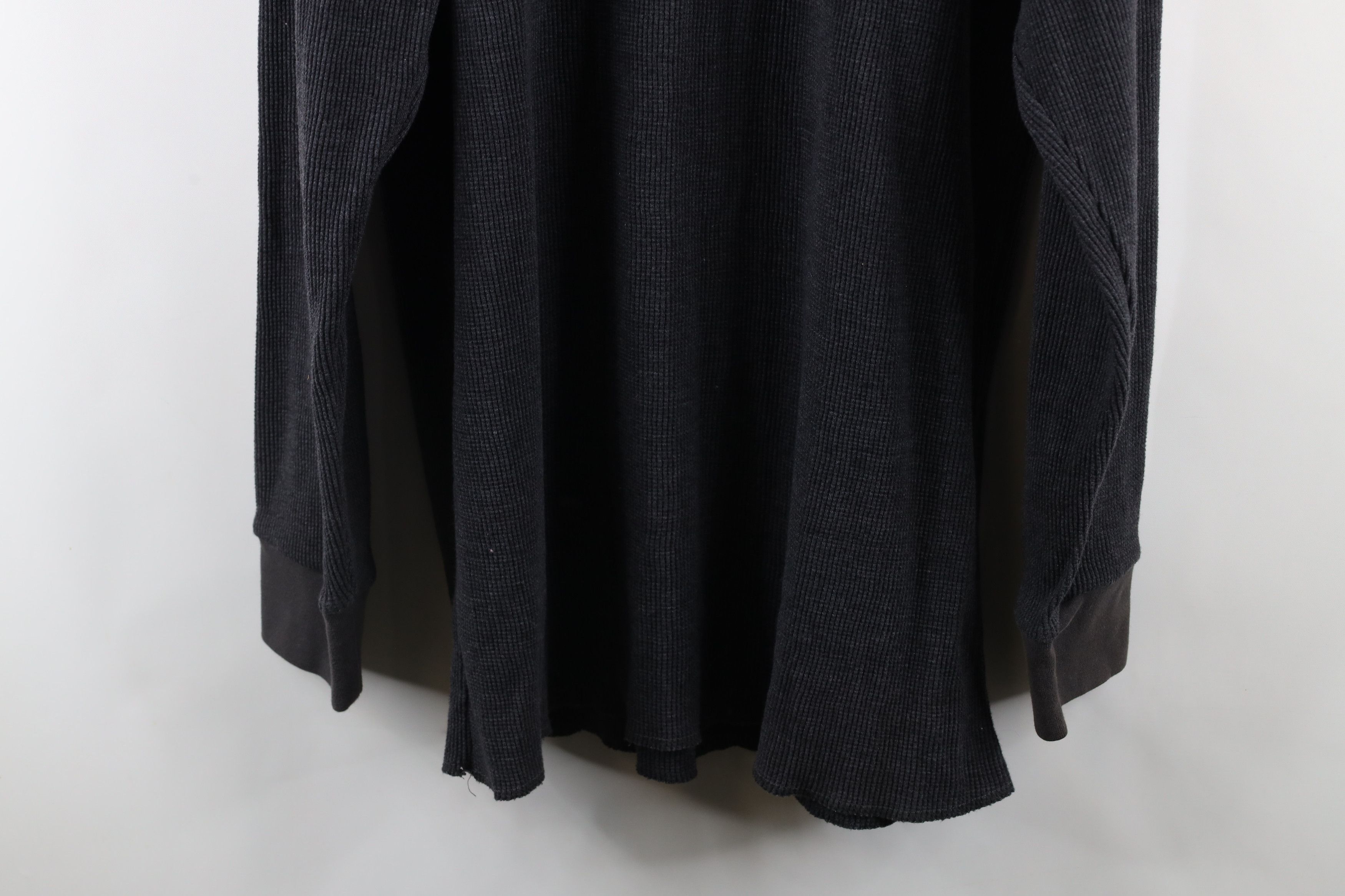 Vintage Vintage 90s Streetwear Waffle Knit Long Sleeve T-Shirt Gray Size US XXL / EU 58 / 5 - 7 Thumbnail