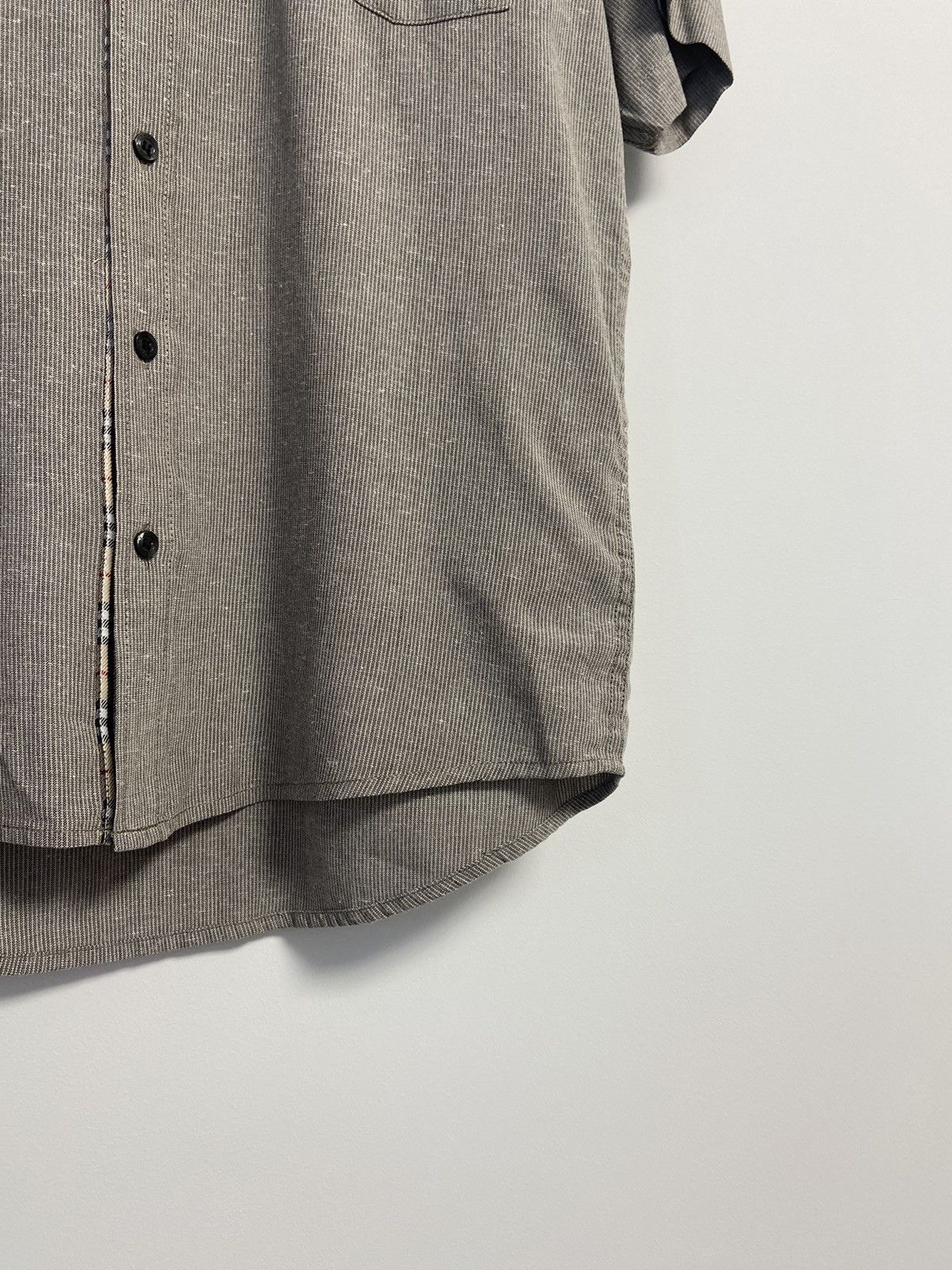Burberry Burberry Vintage Shirt Button Up Size US M / EU 48-50 / 2 - 3 Thumbnail