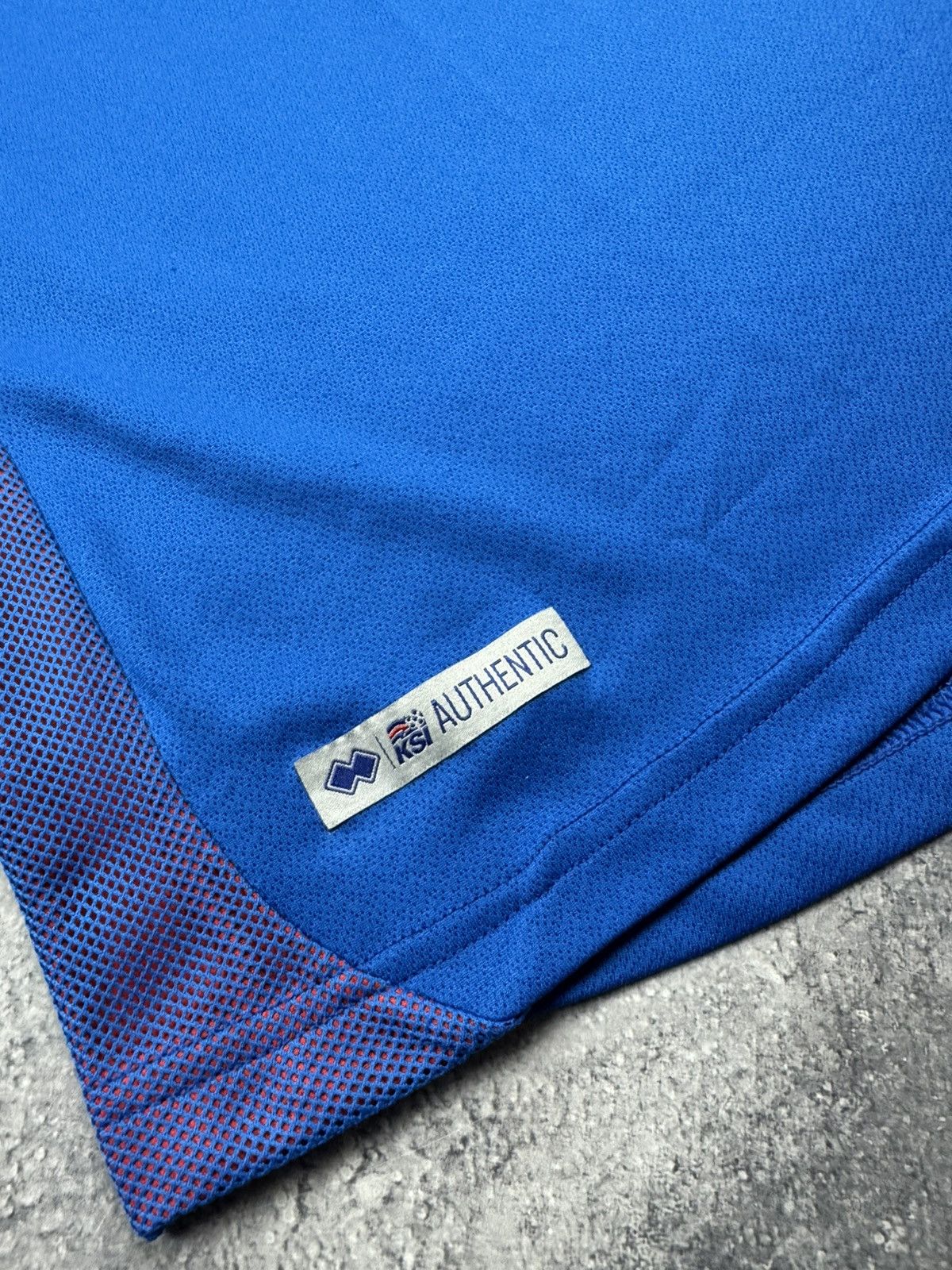 Errea ICELAND TEAM 2018/2019 FOOTBALL JERSEY HOME ERREA ORIGINAL Size US L / EU 52-54 / 3 - 6 Thumbnail