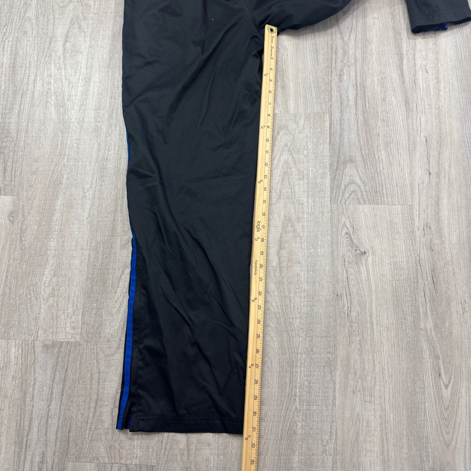 Adidas Vintage Adidas Track Pants Men's Medium Black Windbreaker Size US 30 / EU 46 - 10 Thumbnail