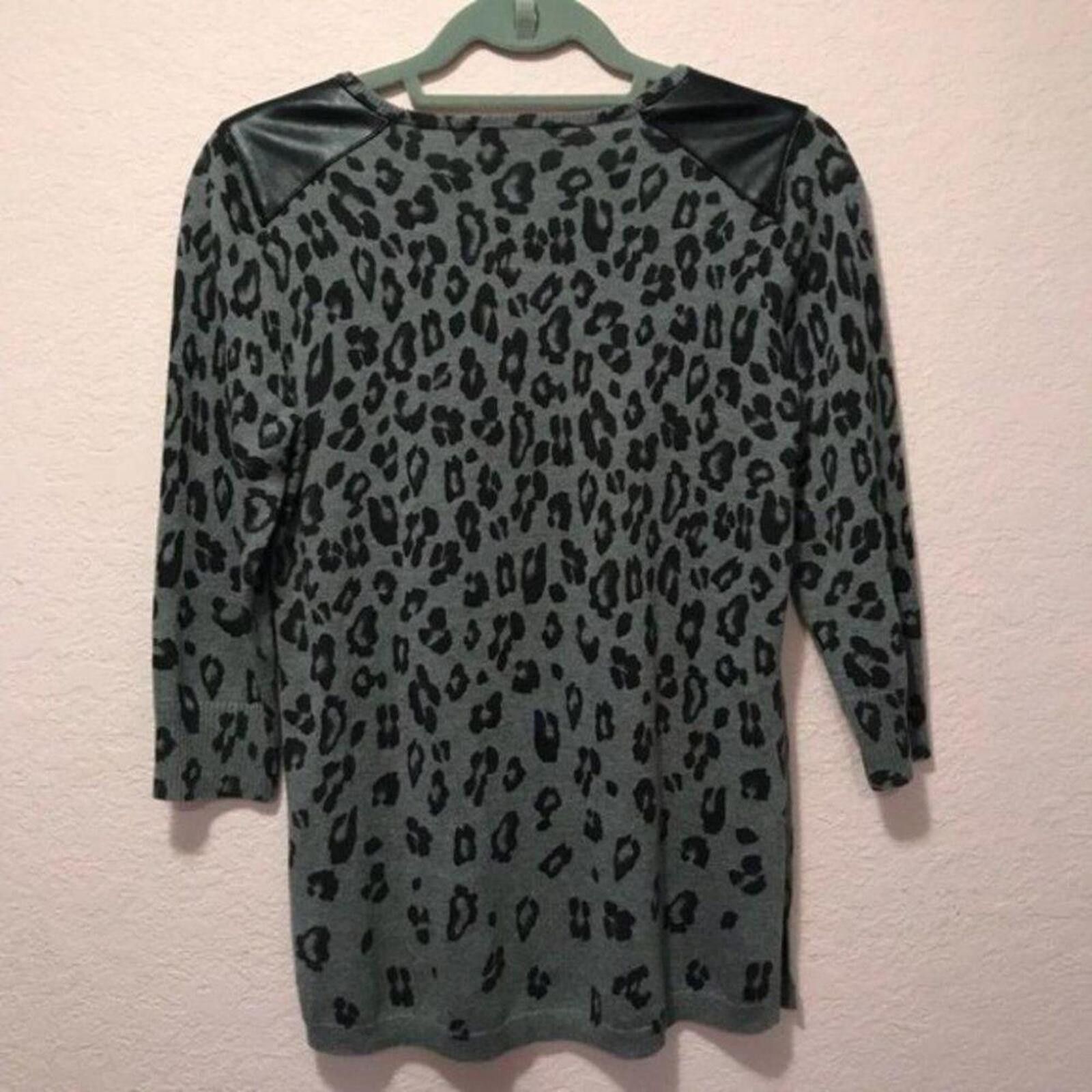 Other White House Black Market Gray and Black Leopard Print Sweate Size S / US 4 / IT 40 - 5 Thumbnail