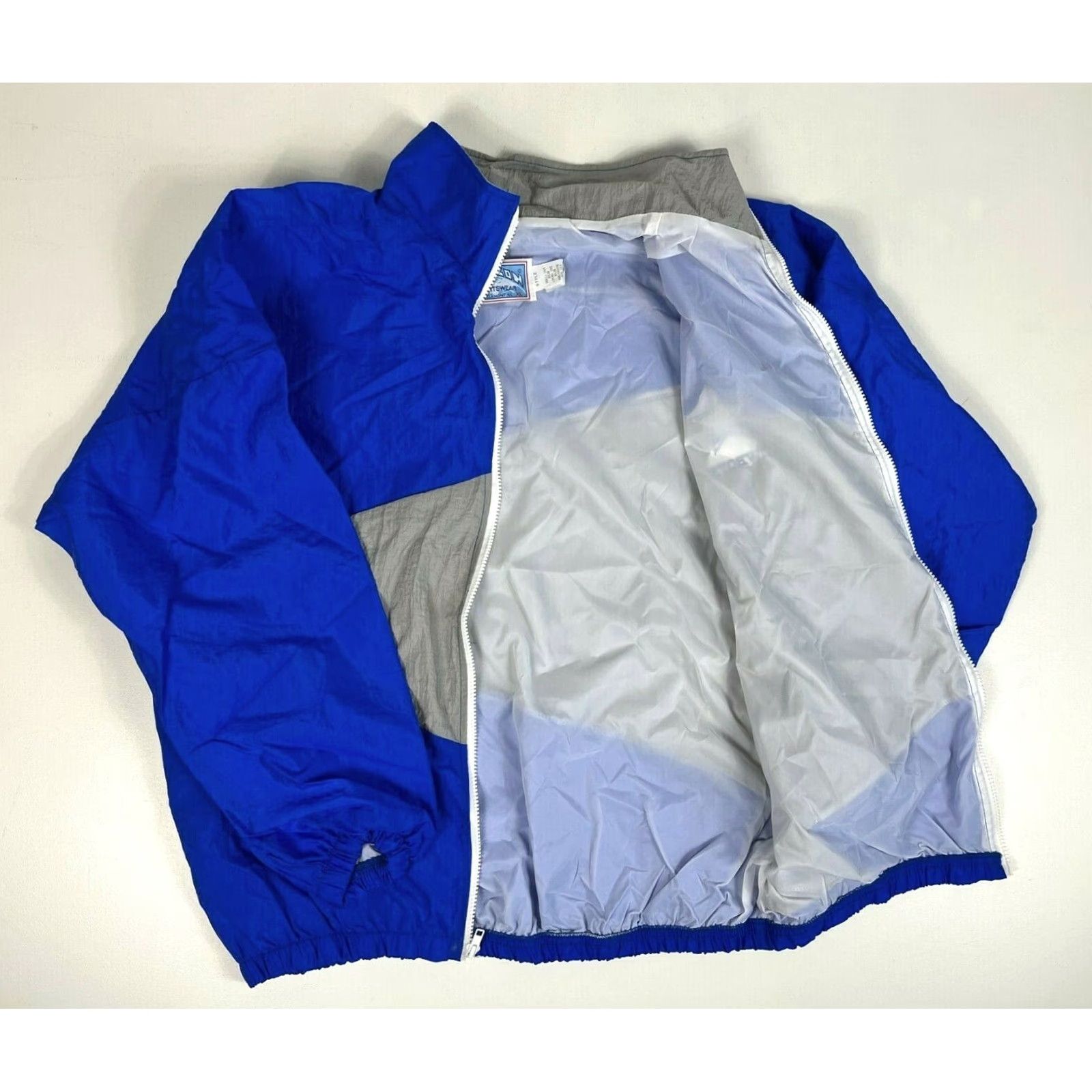 Vintage VINTAGE Horizon by Kaye Sportswear Dallas Cowboys Windbreaker Jacket XL Blue and Gray Mens Windshell Zip Full Zip USA 80s 90s Don’t add text Size US XL / EU 56 / 4 - 3 Thumbnail