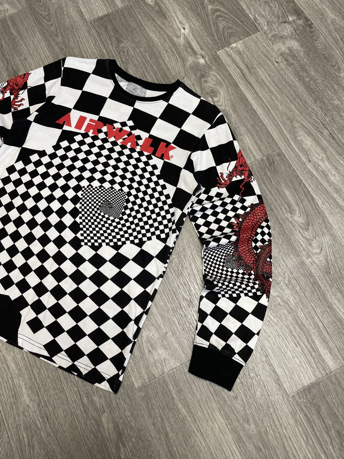 Airwalk Airwalk Long Sleeve Graphic Shirt Checkerboard Dragon Print Size US M / EU 48-50 / 2 - 5 Thumbnail
