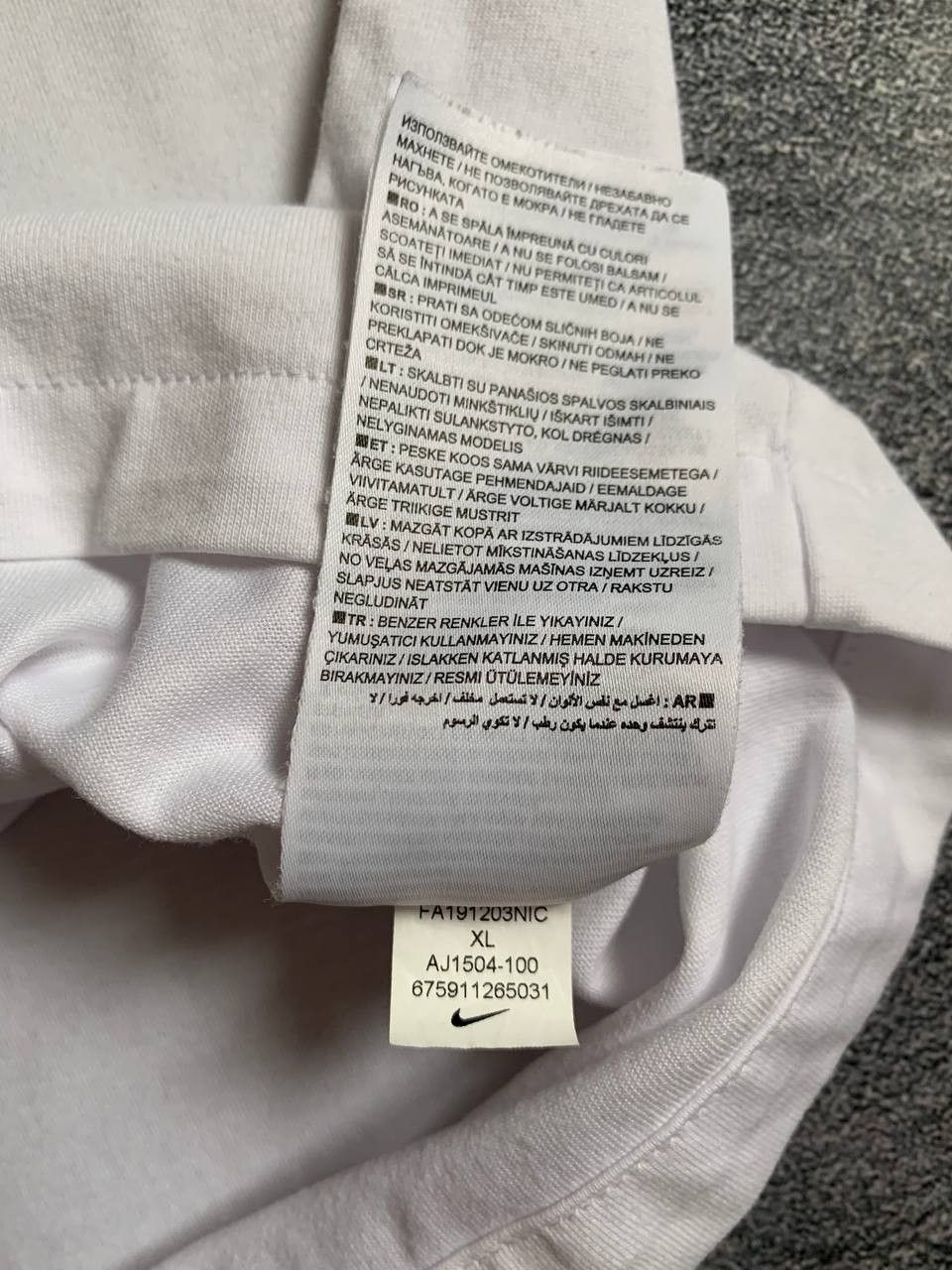 Nike Nike Venezia FC White Cambodia Rare Soccer Tee Size US XL / EU 56 / 4 - 15 Thumbnail
