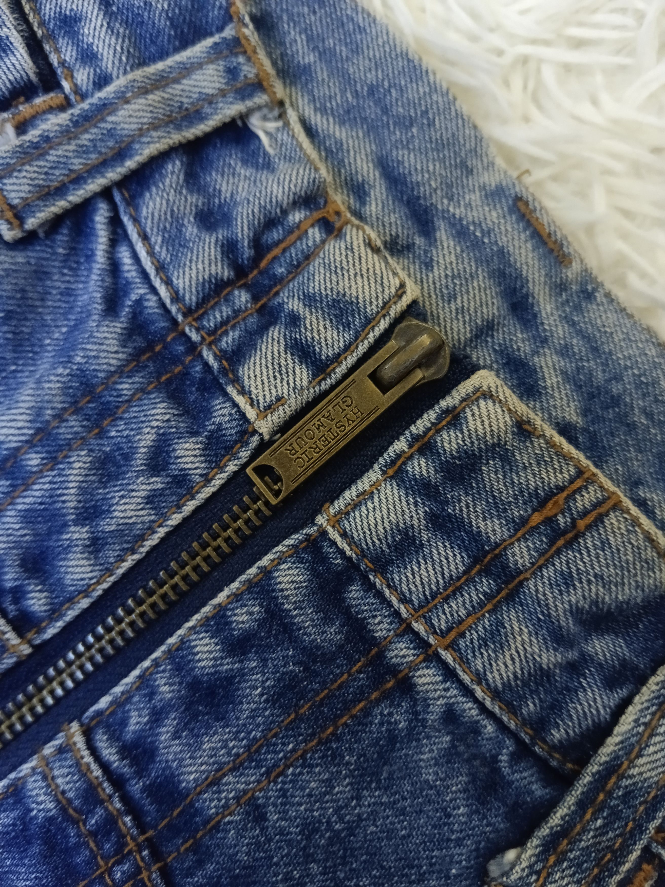 Hysteric Glamour DISTRESSED FLARE HYSTERIC GLAMOUR DENIM PANTS Size 30" / US 8 / IT 44 - 7 Thumbnail