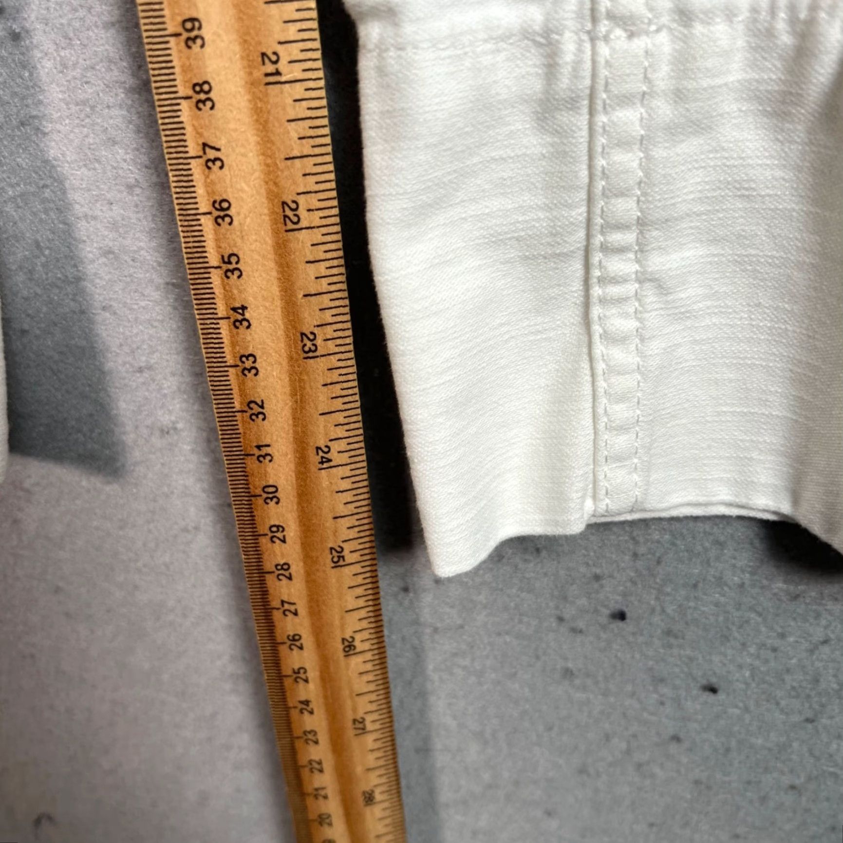 Frame FRAME Womens 25 White Cropped Wide Leg Pants Cotton Shirt? Size 42" / US 20 - 7 Thumbnail