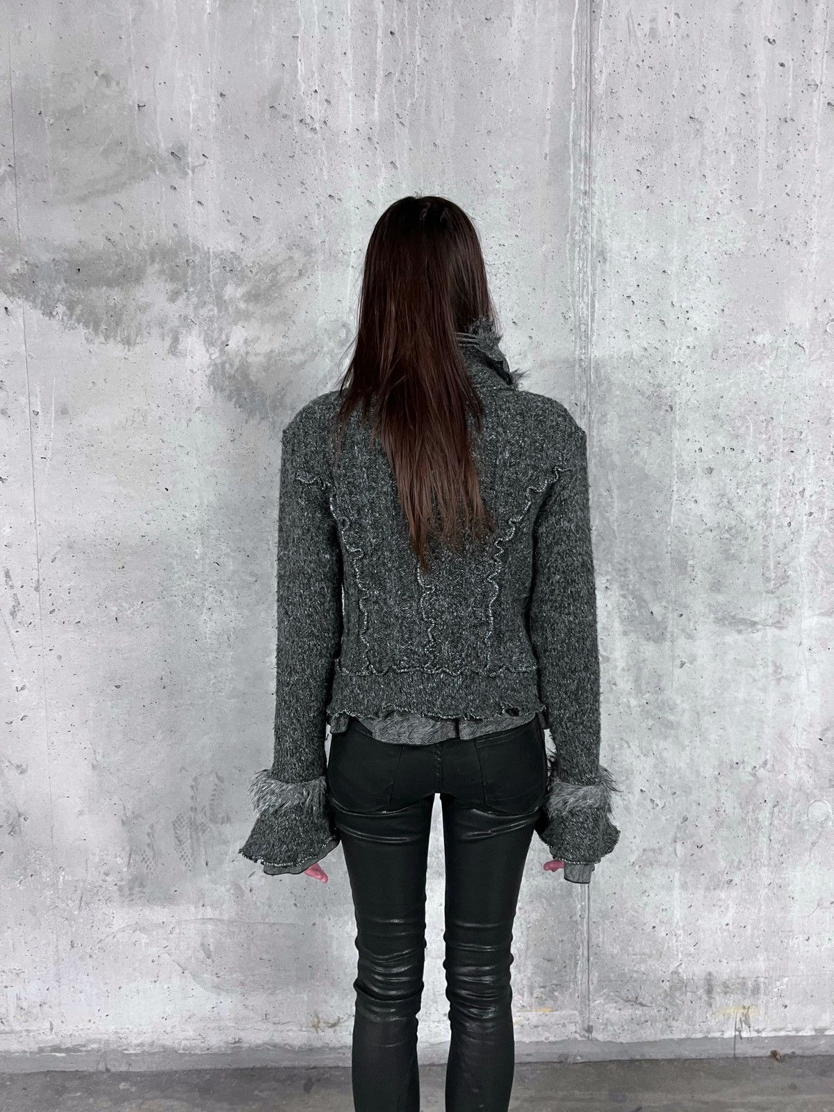 Japanese Brand Textured Detailed Cropped Faux Fur Avant Garde Cardigan Size L / US 10 / IT 46 - 6 Thumbnail