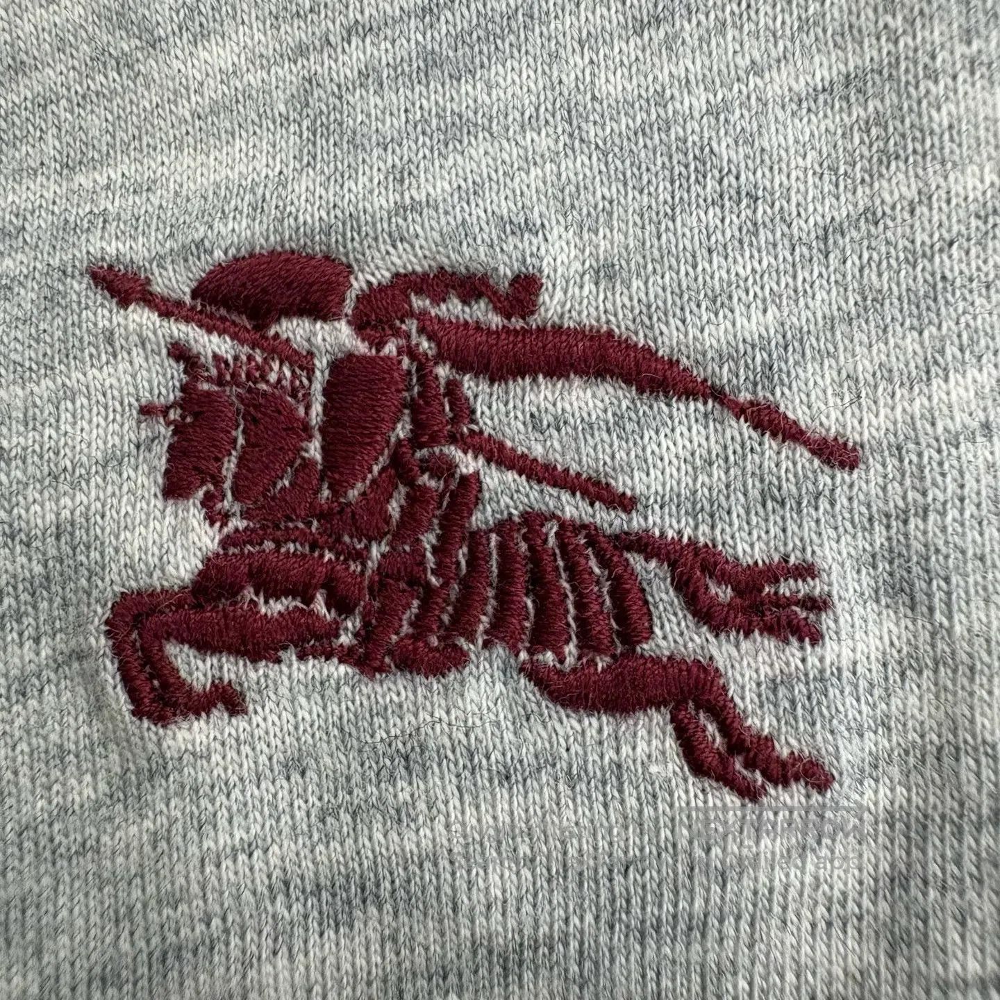 Other Burberry Gray Wine Red Battle Spurs Embroidered Short-Slee Size XS / US 0-2 / IT 36-38 - 7 Thumbnail
