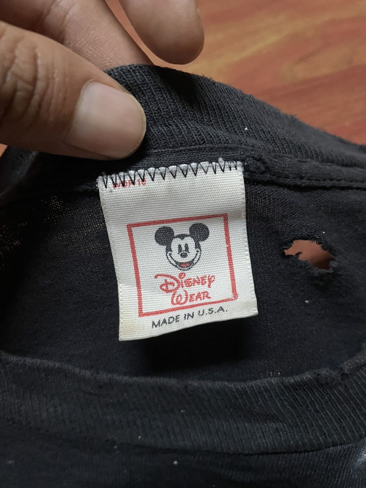 Vintage Vintage Mickey Magic Thrashed T-Shirt Distressed Faded Size US XL / EU 56 / 4 - 15 Thumbnail