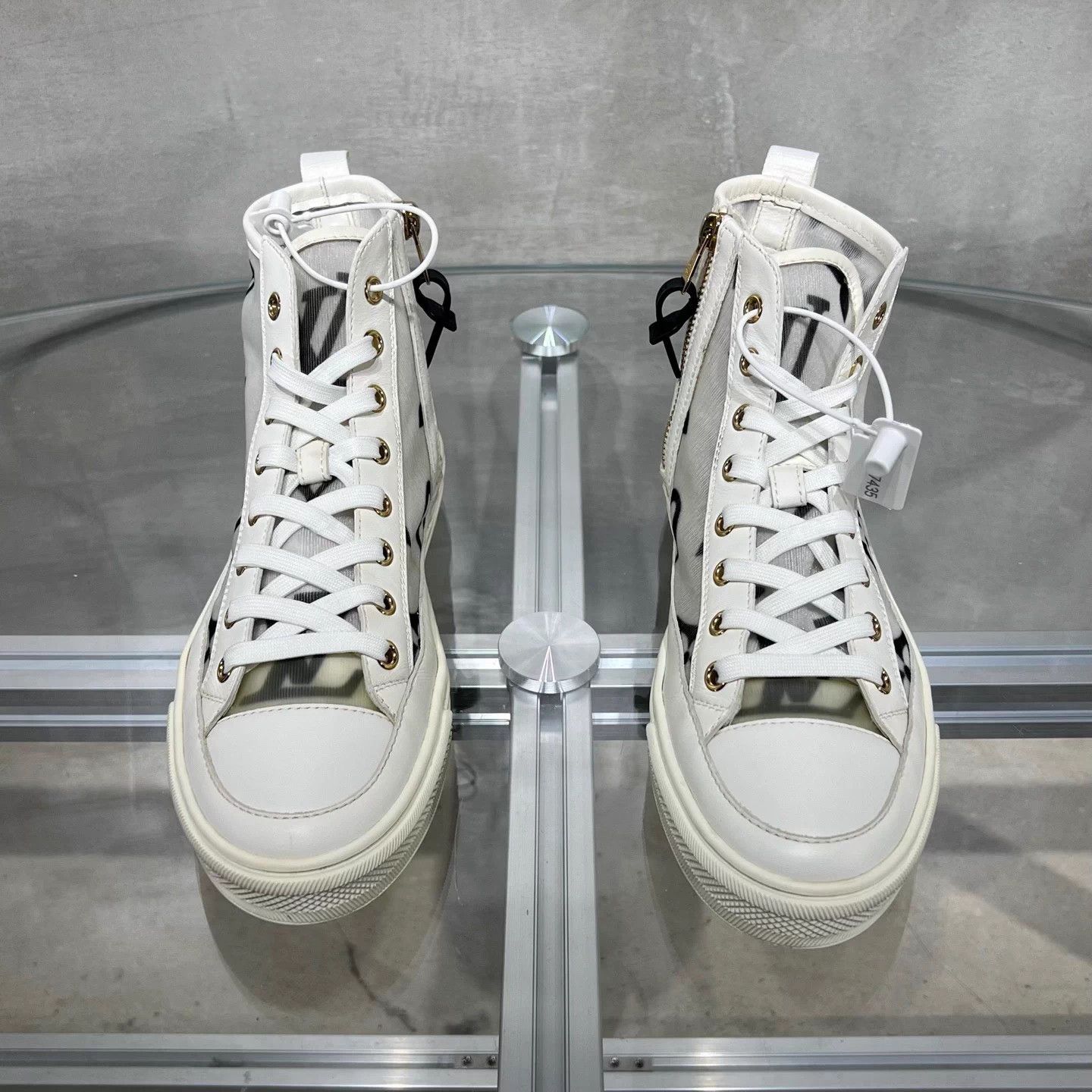 Louis Vuitton LV Stellar High-Top Monogram Sneaker Size US 5 / IT 35 - 1 Thumbnail