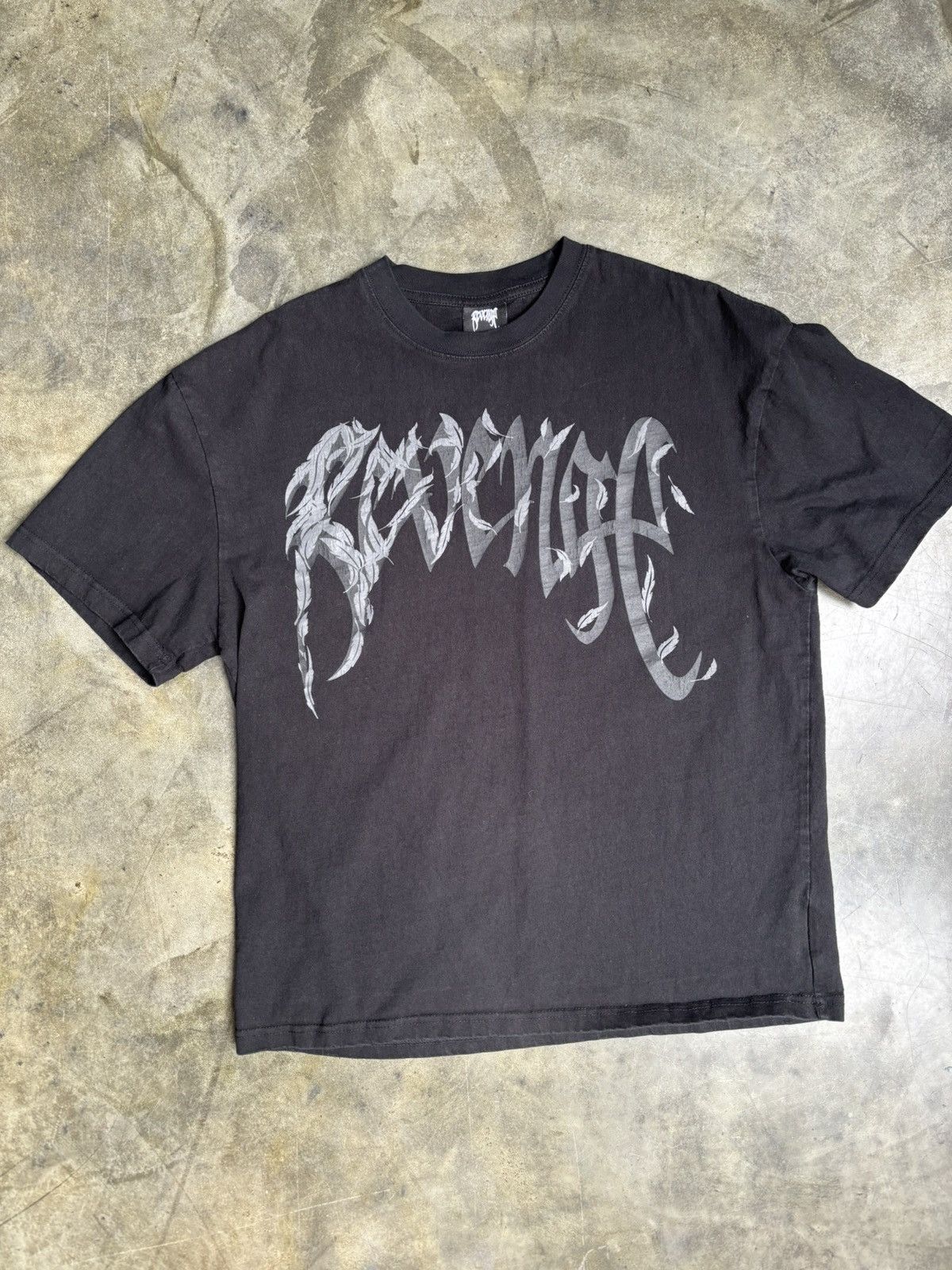 Revenge Revenge x Juice WRLD tee Size US L / EU 52-54 / 3 - 1 Thumbnail