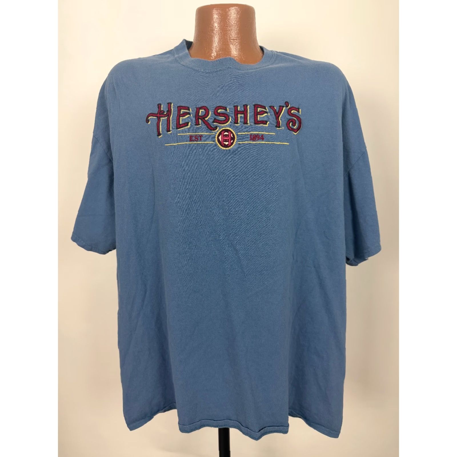 Gildan Vintage Hershey's Shirt 2XL Embroidered Gildan T-Shirt Men Blue 2000s Hershey's Outdoor Cotton Jersey Crew Neck Short Sleeve Size US XXL / EU 58 / 5 - 2 Thumbnail