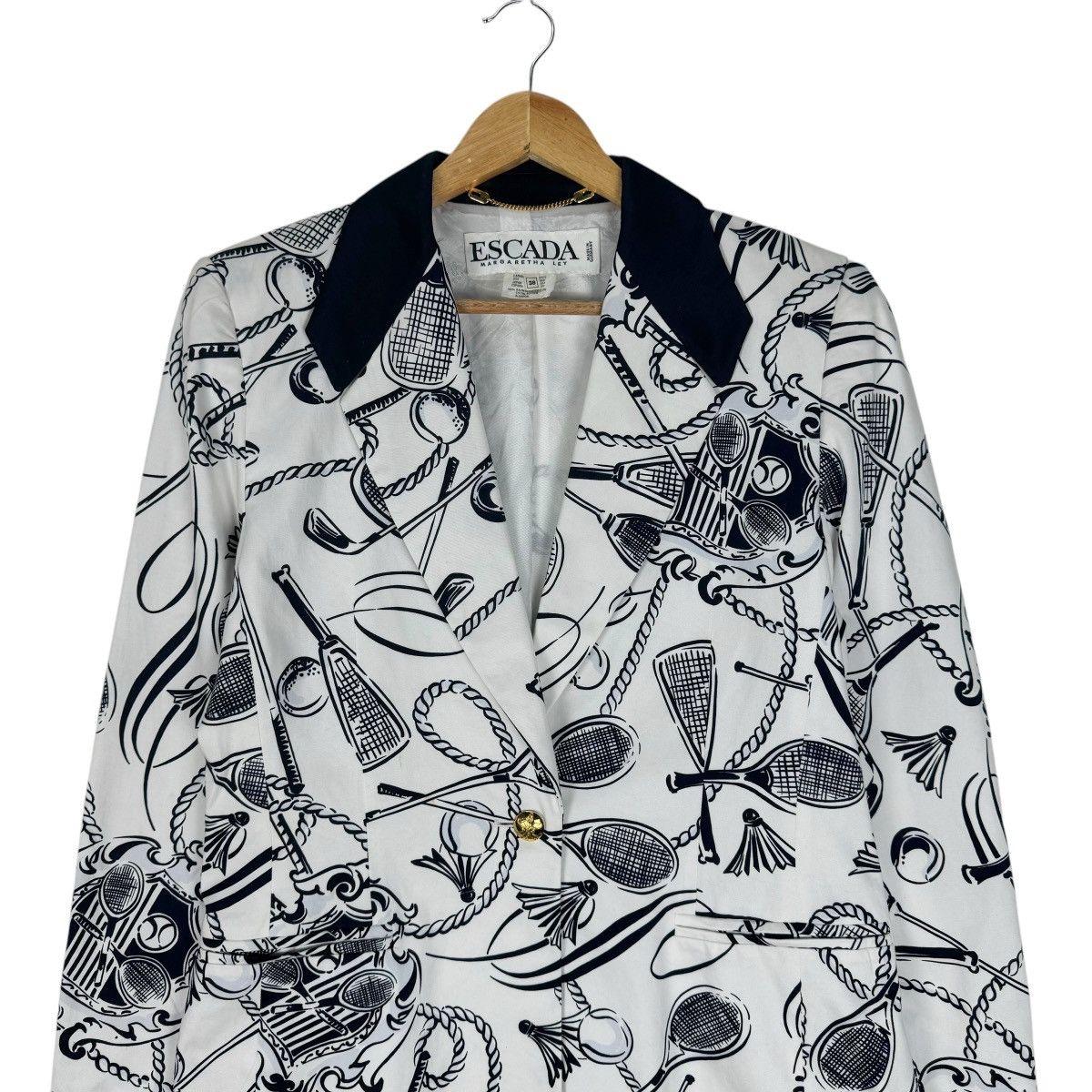 Escada × Vintage ⚡️ESCADA MARGARETHA LEY CLUB SPORT PRINT JACKET Size M / US 6-8 / IT 42-44 - 2 Thumbnail