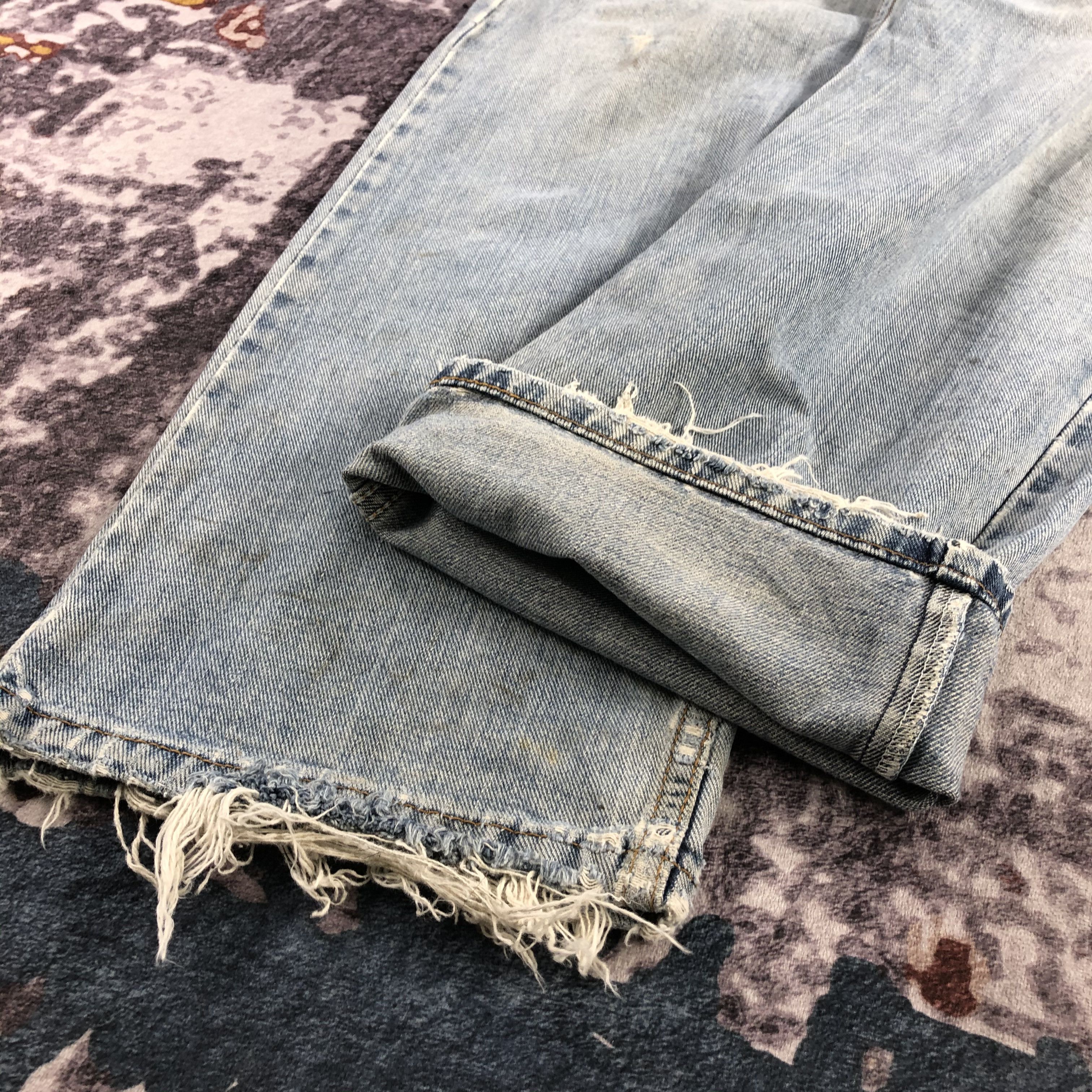 Levi's × Vintage Vintage Light Wash Levis 505 Jeans-JM2493 Size US 35 - 10 Thumbnail