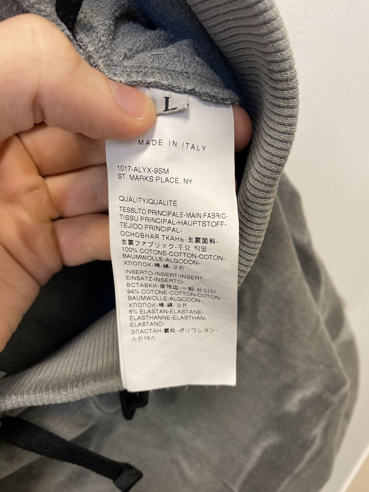 1017 ALYX 9SM 1017 ALYX 9SM Sweat Shorts Size US 35 - 4 Thumbnail