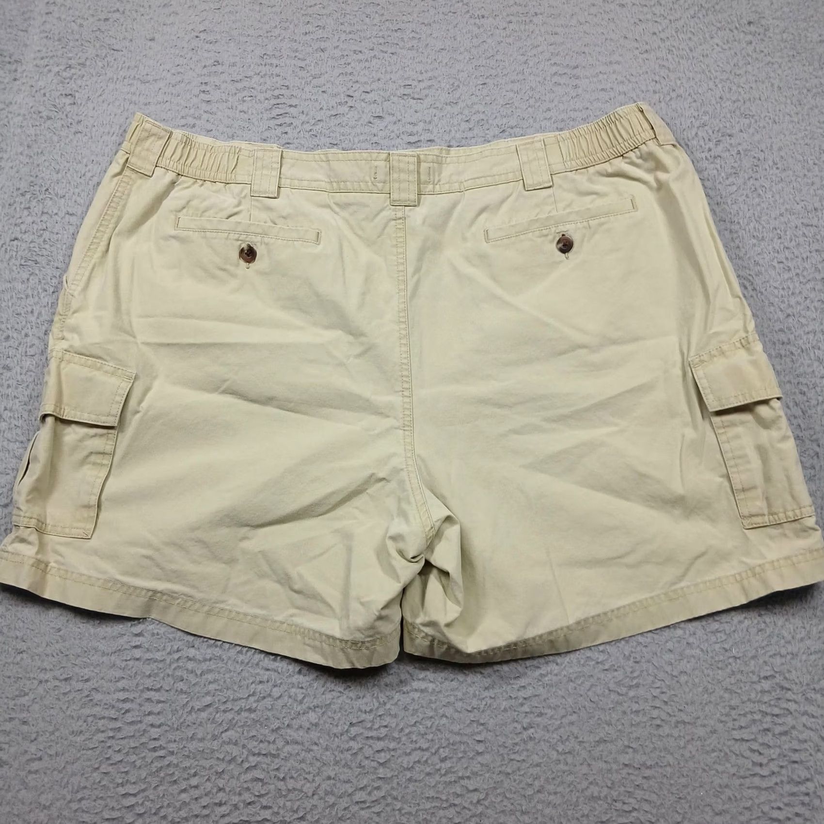 Vintage LL Bean Shorts Mens 44 Khaki Comfort Waist Cargo Pockets Cotton Hiking Outdoors Size US 44 / EU 60 - 2 Thumbnail