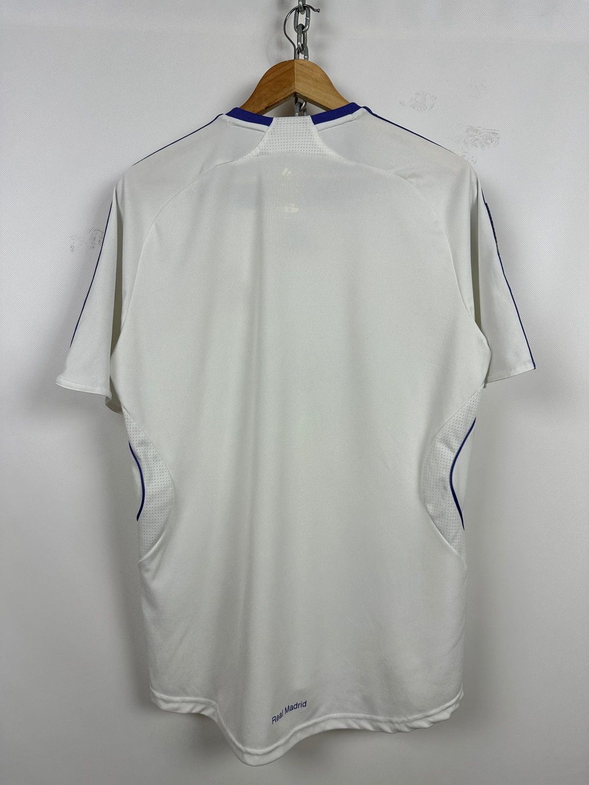 Adidas 2007/08 Adidas Real Madrid Vintage Home Soccer Jersey Size US S / EU 44-46 / 1 - 2 Thumbnail