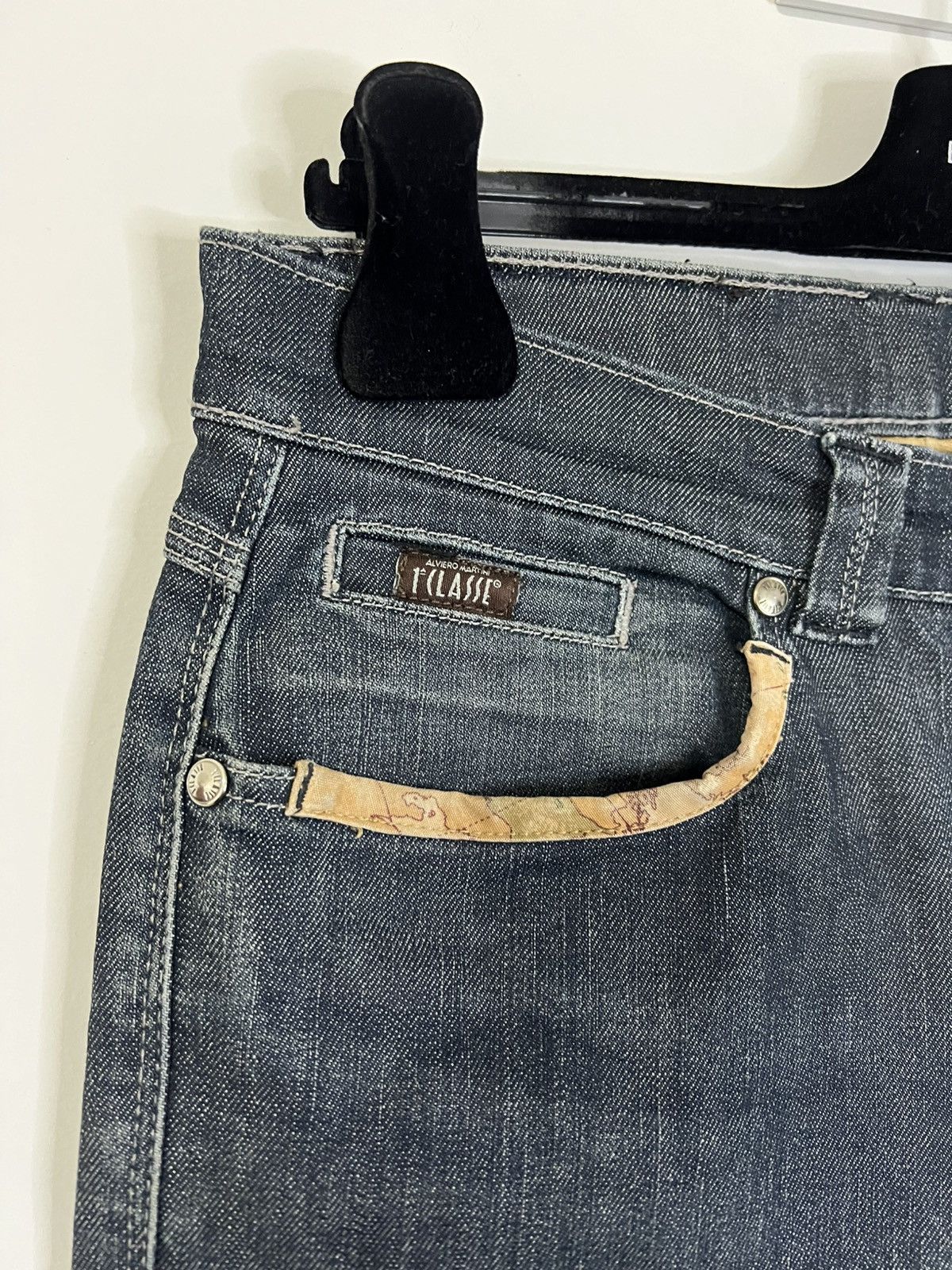 Alviero Martini Alviero Martini 1ª classe M jeans denim pants Size US 29 - 4 Thumbnail