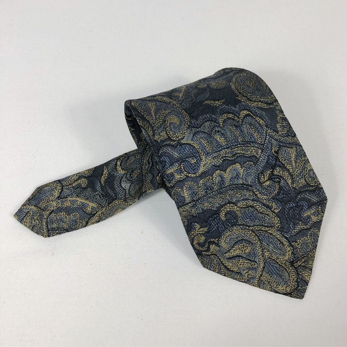 Givenchy × Vintage Rare Vintage Givenchy Cravates Silk Tie Size ONE SIZE - 9 Thumbnail
