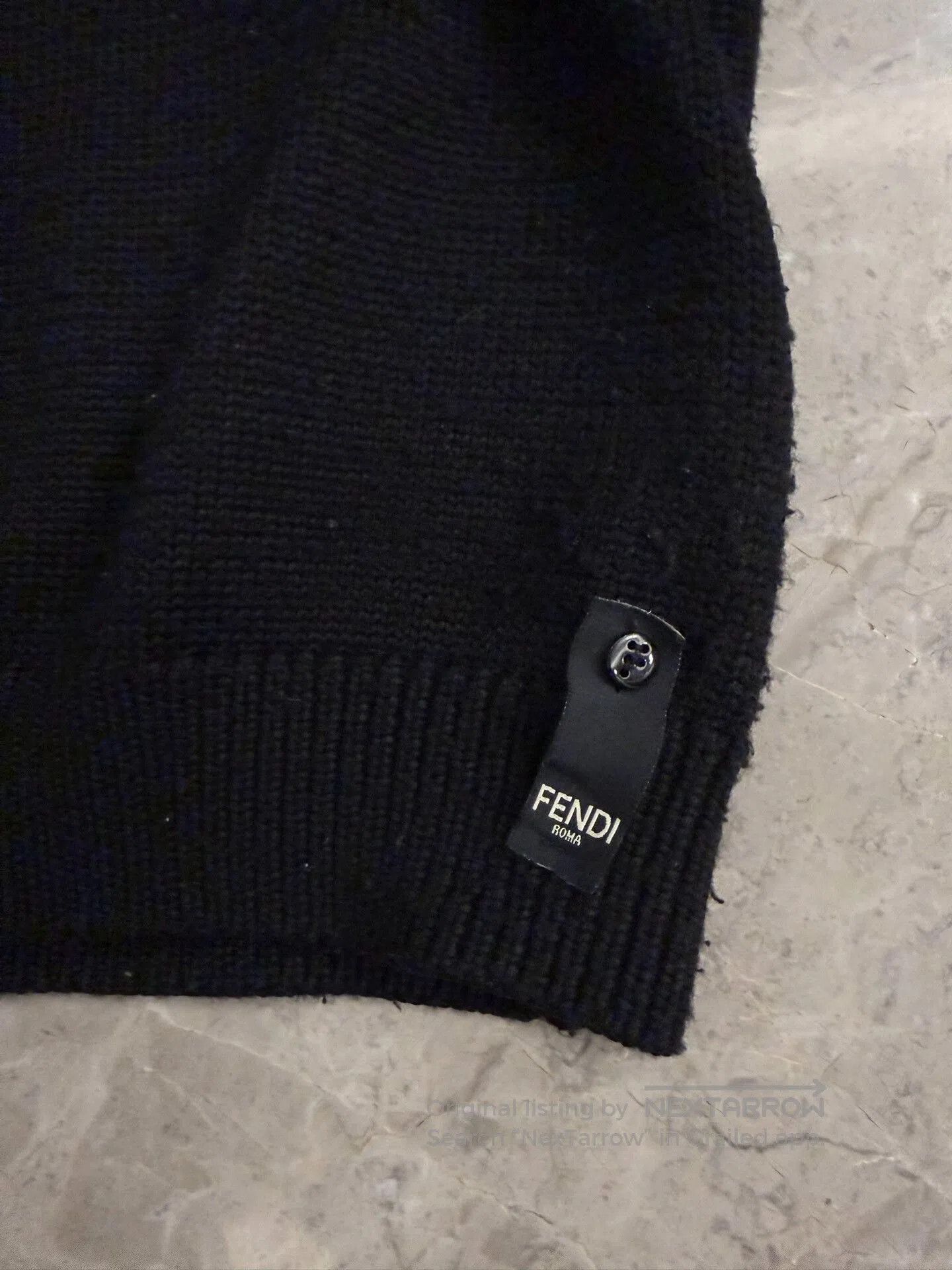 Fendi Fendi Wool Blend Sweater with Lock Closure. Size US M / EU 48-50 / 2 - 4 Thumbnail