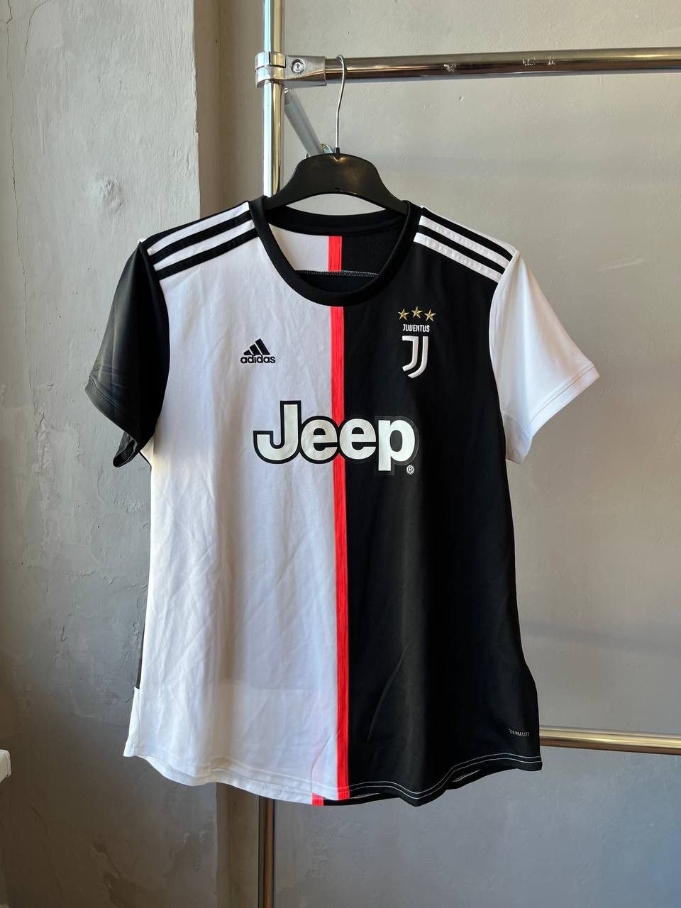Adidas 2019/20 JUVENTUS FC HOME SOCCER JERSEY FOOTBALL SHIRT XL WMN Size XL / US 12-14 / IT 48-50 - 2 Thumbnail