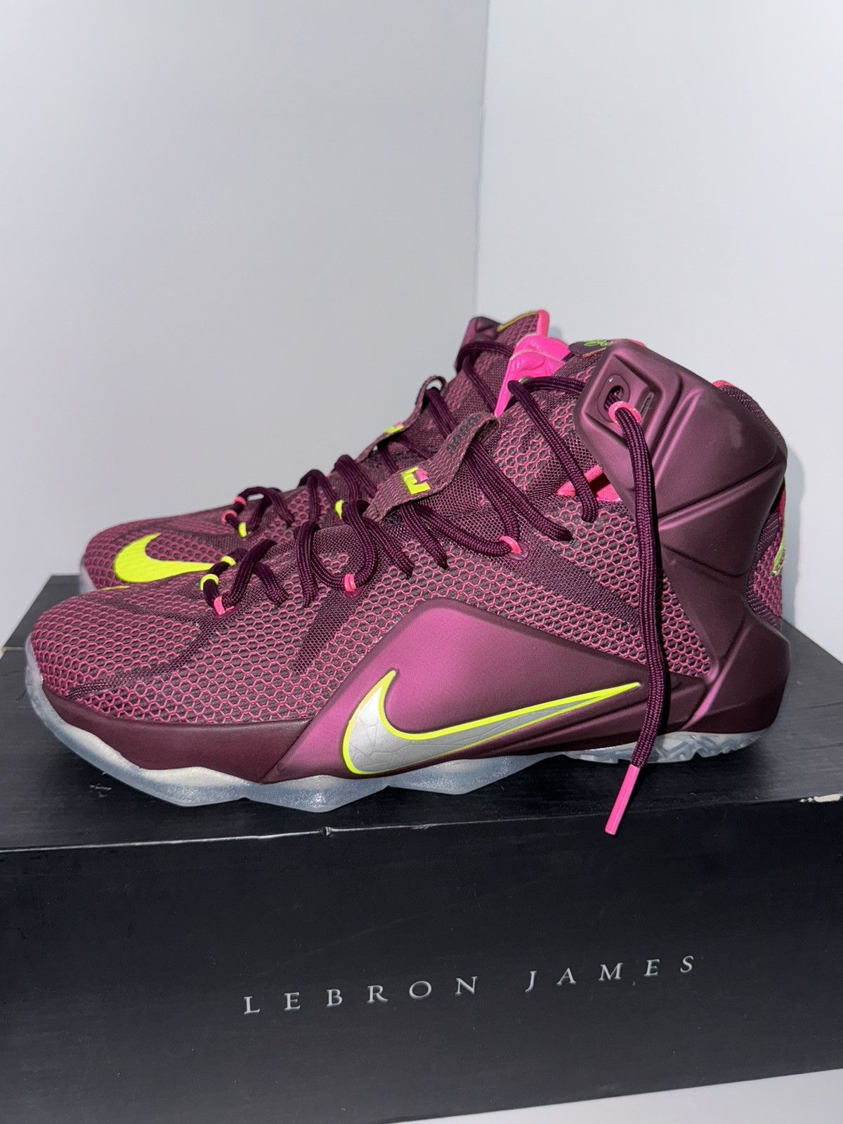 Nike Nike Lebron 12 Double Helix Size US 10.5 / EU 43-44 - 3 Thumbnail