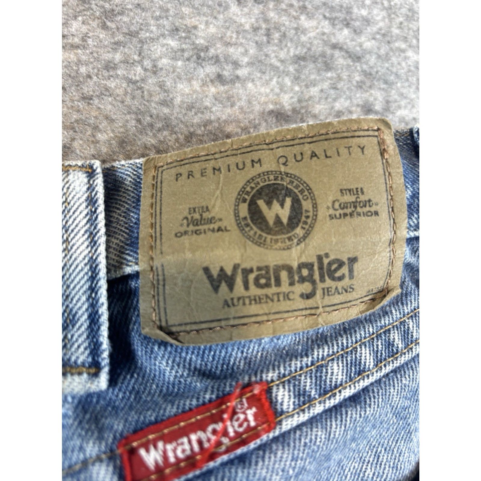 Wrangler Wrangler Jeans Men's Regular Fit 34x29 Denim Cotton 5-Pocket Cowboy Blue Light Wash Regular Mens Jeans Size US 34 / EU 50 - 5 Thumbnail
