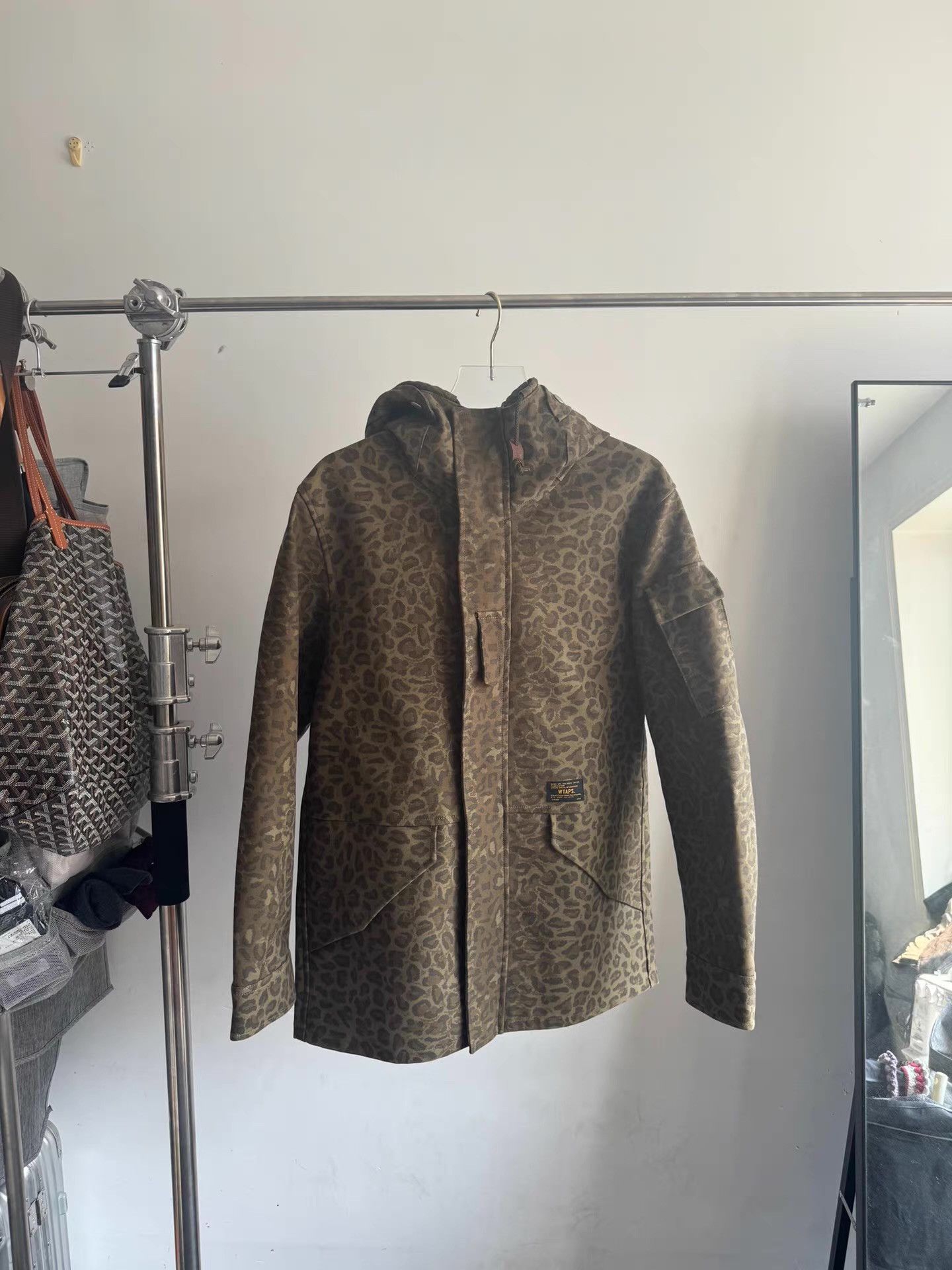 Wtaps WTAPS Leopard Print Trench Coat Q17 Size US L / EU 52-54 / 3 - 1 Thumbnail