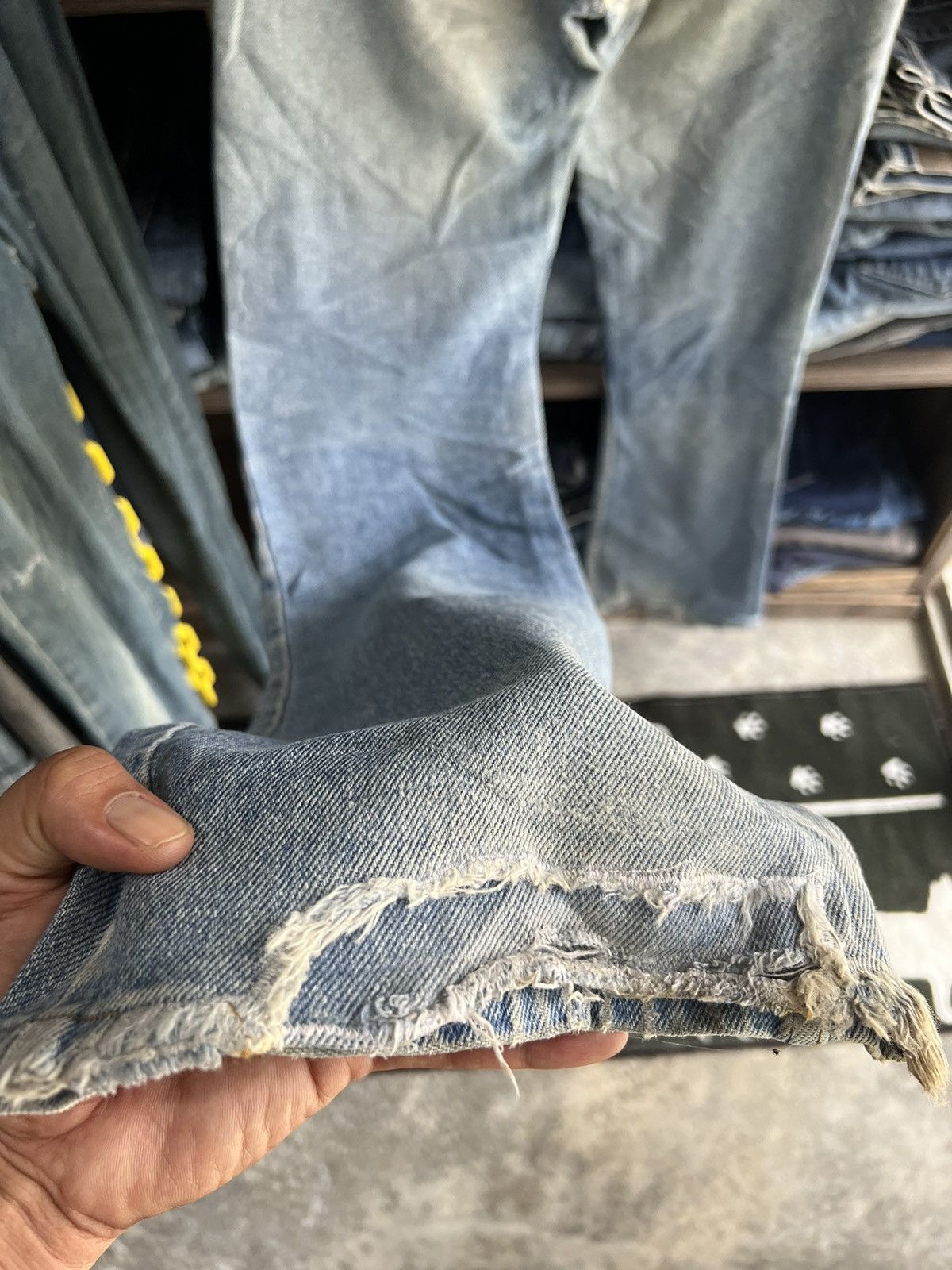 Levi's Vintage Clothing 🔥Vintage Levis Distressed Denim Made in Usa Size US 29 - 15 Thumbnail