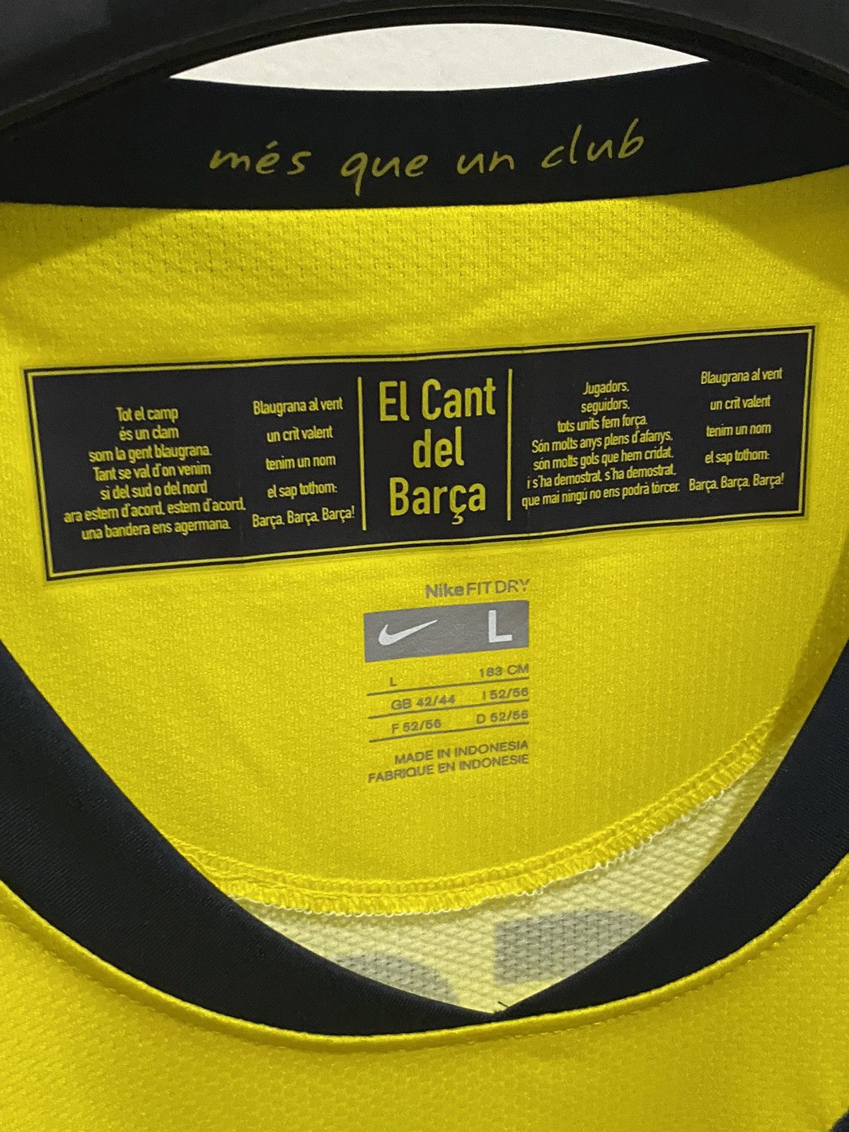 Nike BNWT Messi Barcelona 2008-09 Away Kit Soccer Jersey Size US L / EU 52-54 / 3 - 14 Thumbnail