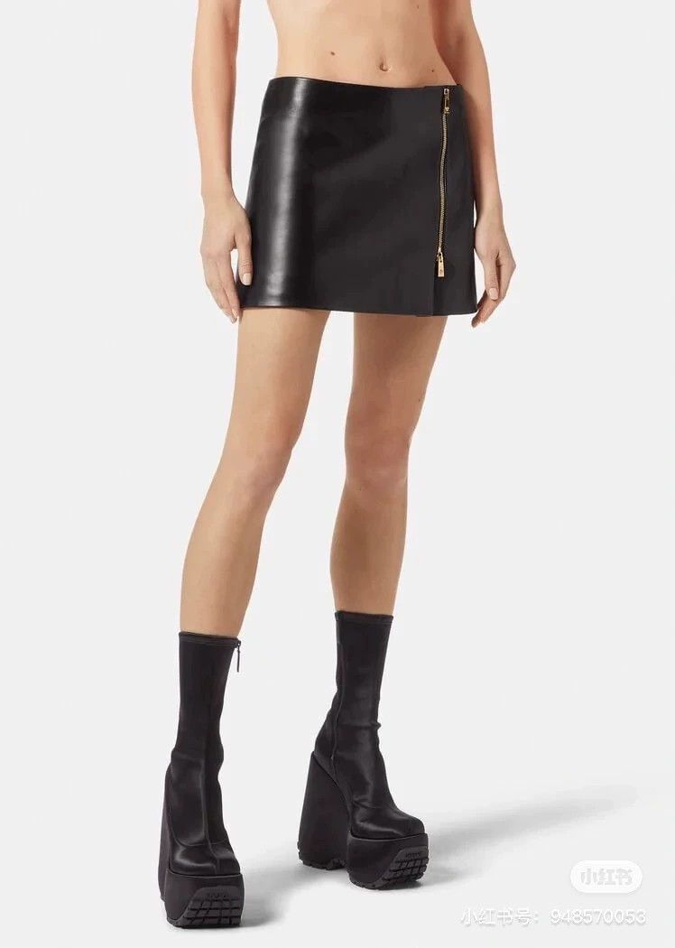 Versace Versace A-line sheepskin hip-hugging skirt Size 24" / US 00 / IT 34 - 7 Thumbnail