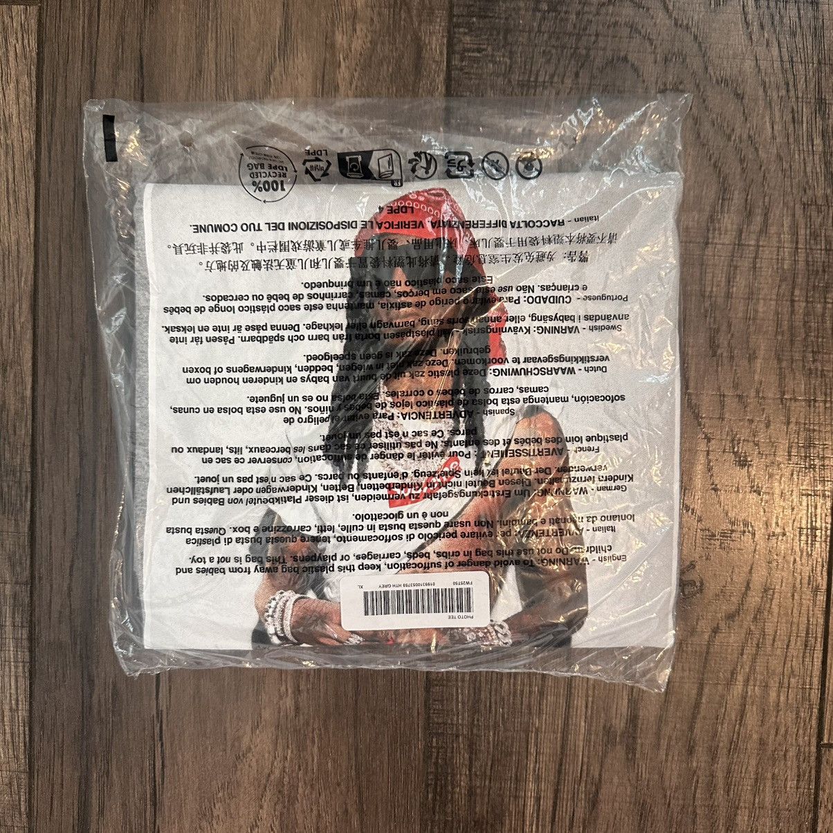 Supreme Supreme Playboi Carti Tee Grey XL Size US XL / EU 56 / 4 - 1 Thumbnail