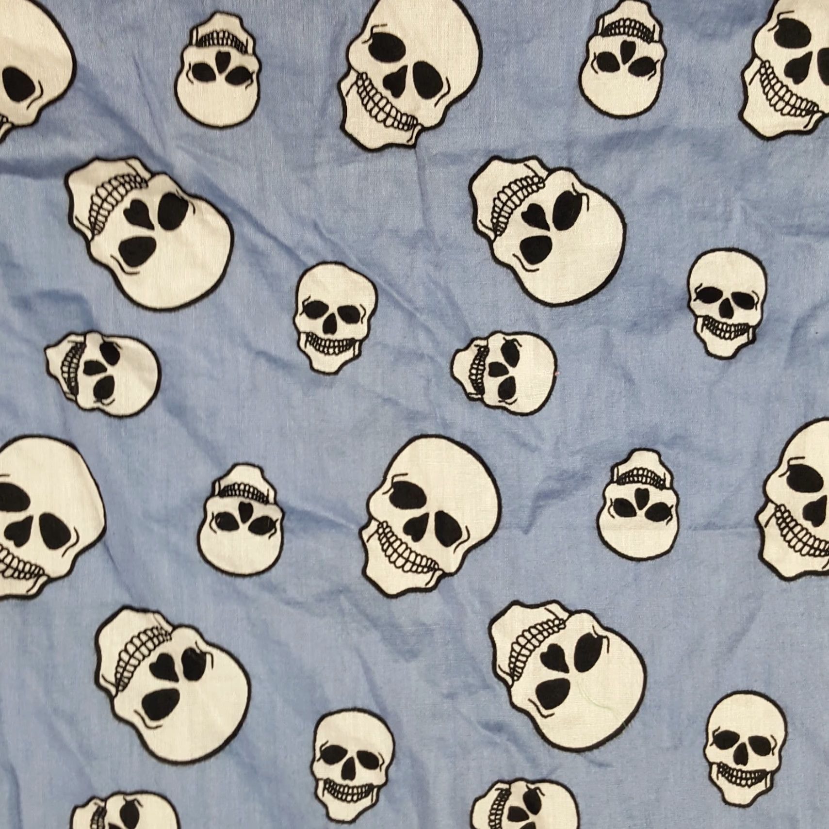 Vintage VINTAGE Skull AOP Bandana Handkerchief Neck Wrap Square Scarf Unisex One Size Blue 90s Y2K Goth Halloween Size ONE SIZE - 3 Thumbnail