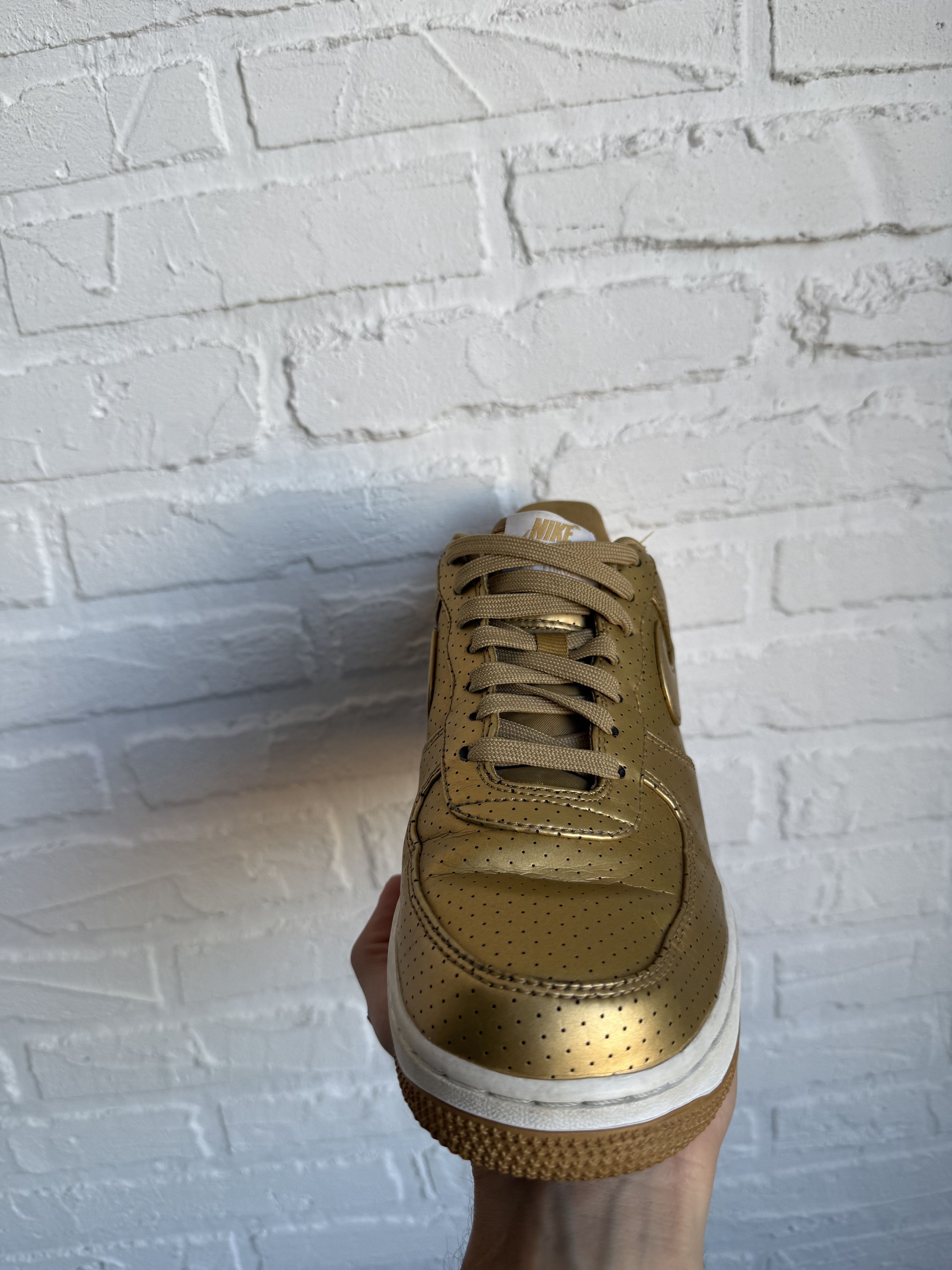 Nike Nike Air Force 1 Low '07 LV8 'Gold' sneakers Size US 7 / EU 40 - 3 Thumbnail