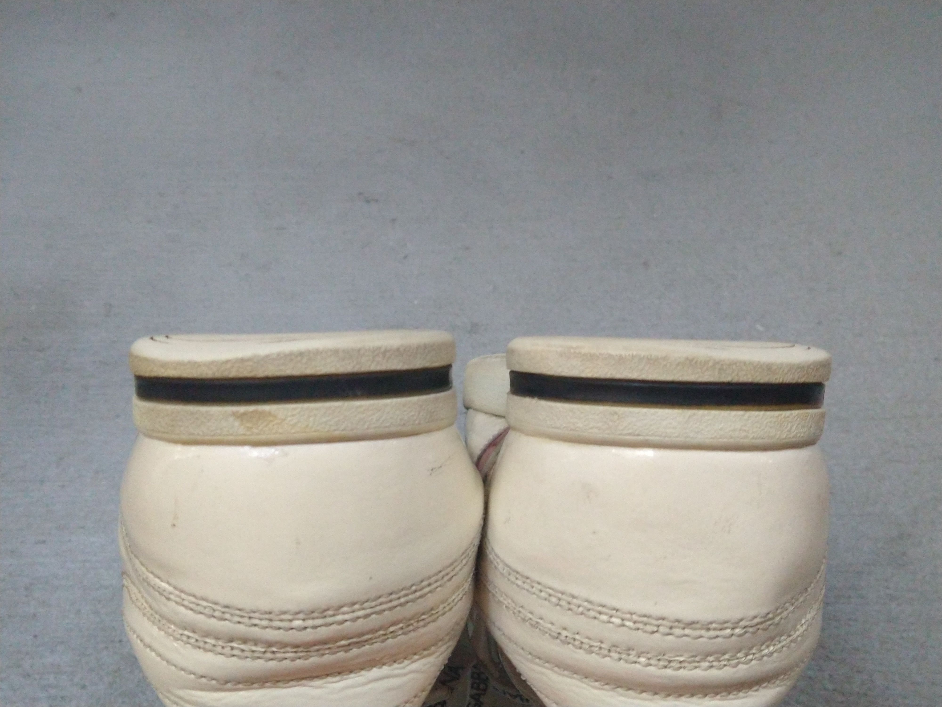 Dolce & Gabbana × Vintage Dolce & Gabbana Sneakers Size 9.5 White Patent Leather Y2K Size US 9.5 / EU 42-43 - 18 Thumbnail