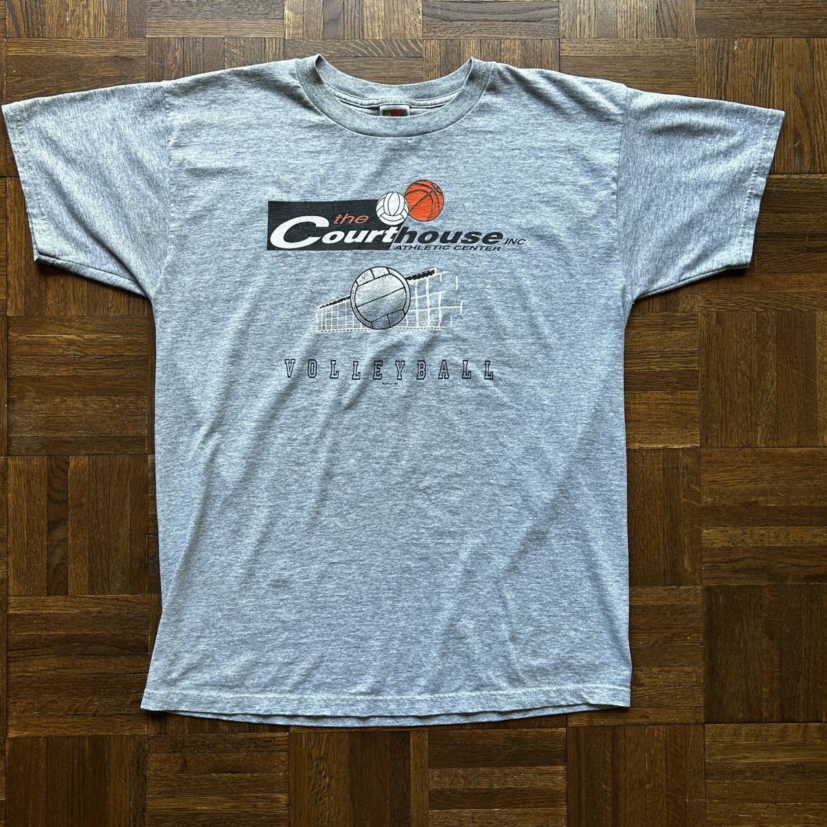 Fruit Of The Loom Vintage 1999 Courthouse athletic center tee Size US L / EU 52-54 / 3 - 1 Thumbnail