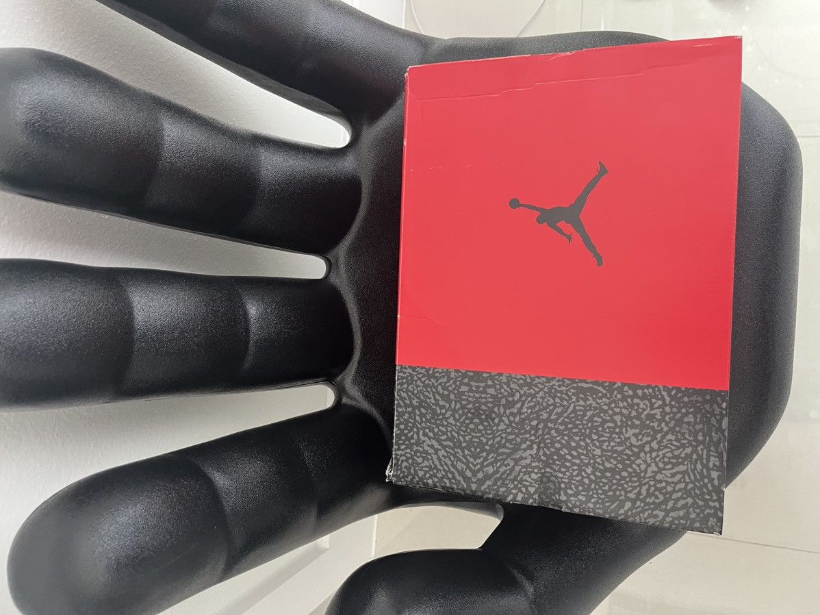 Jordan Brand Fire red cement grey rouge feu Size US 12 / EU 45 - 9 Thumbnail