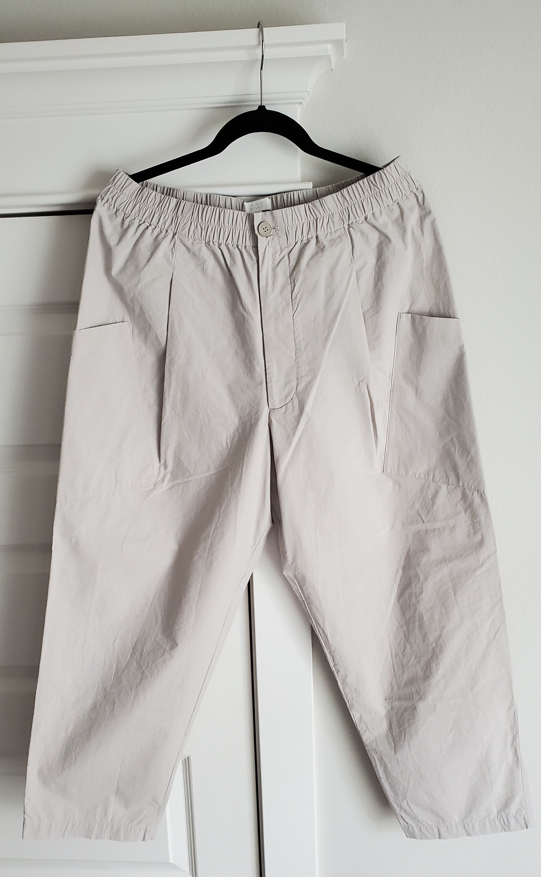 Cos Relaxed-Fit Patch Pocket Pants Size US 32 / EU 48 - 1 Thumbnail