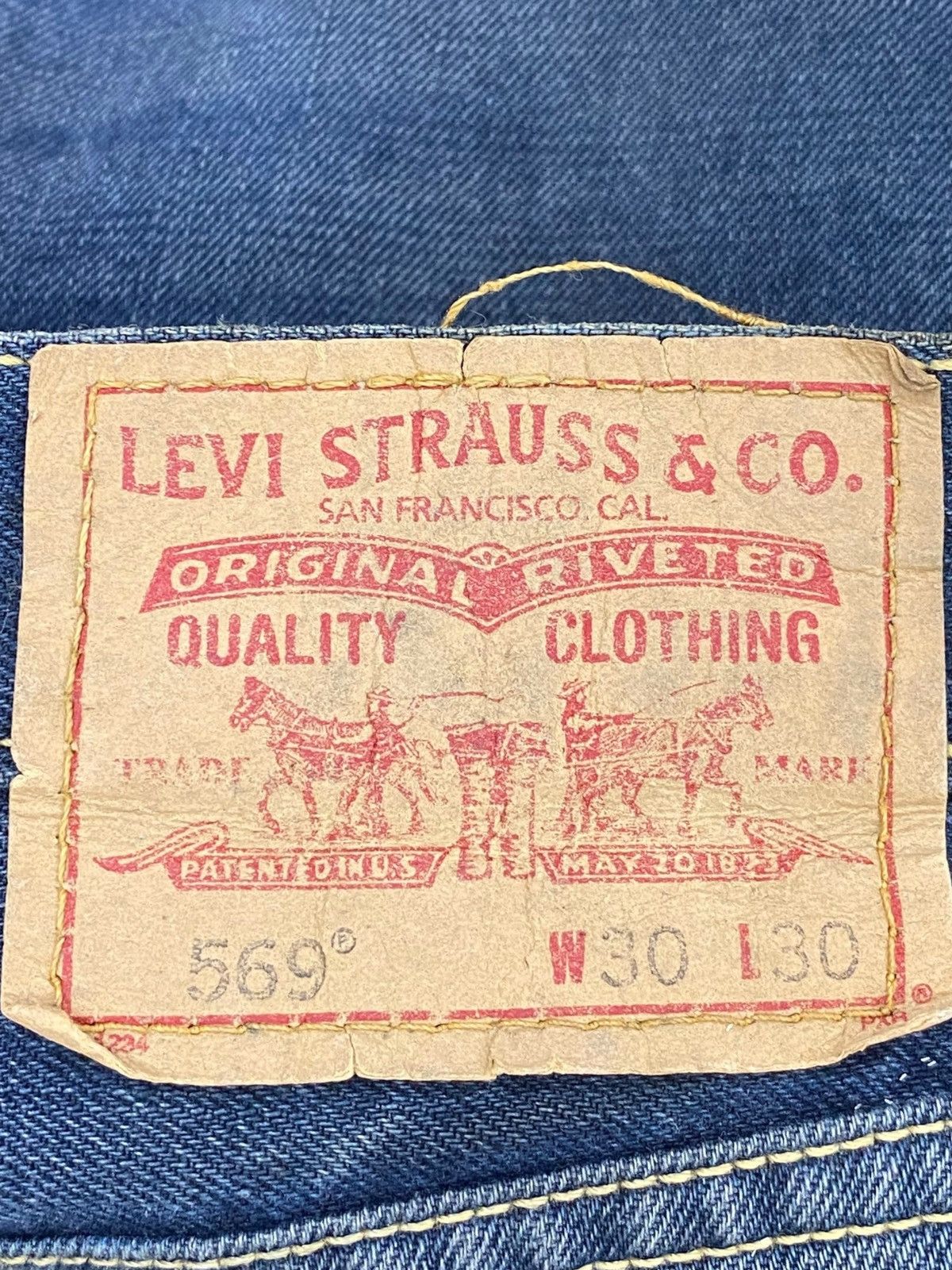 Levi's Levi’s_ Blue Wash Ripped at the back Straigjt Leh Jeans Size US 30 / EU 46 - 11 Thumbnail