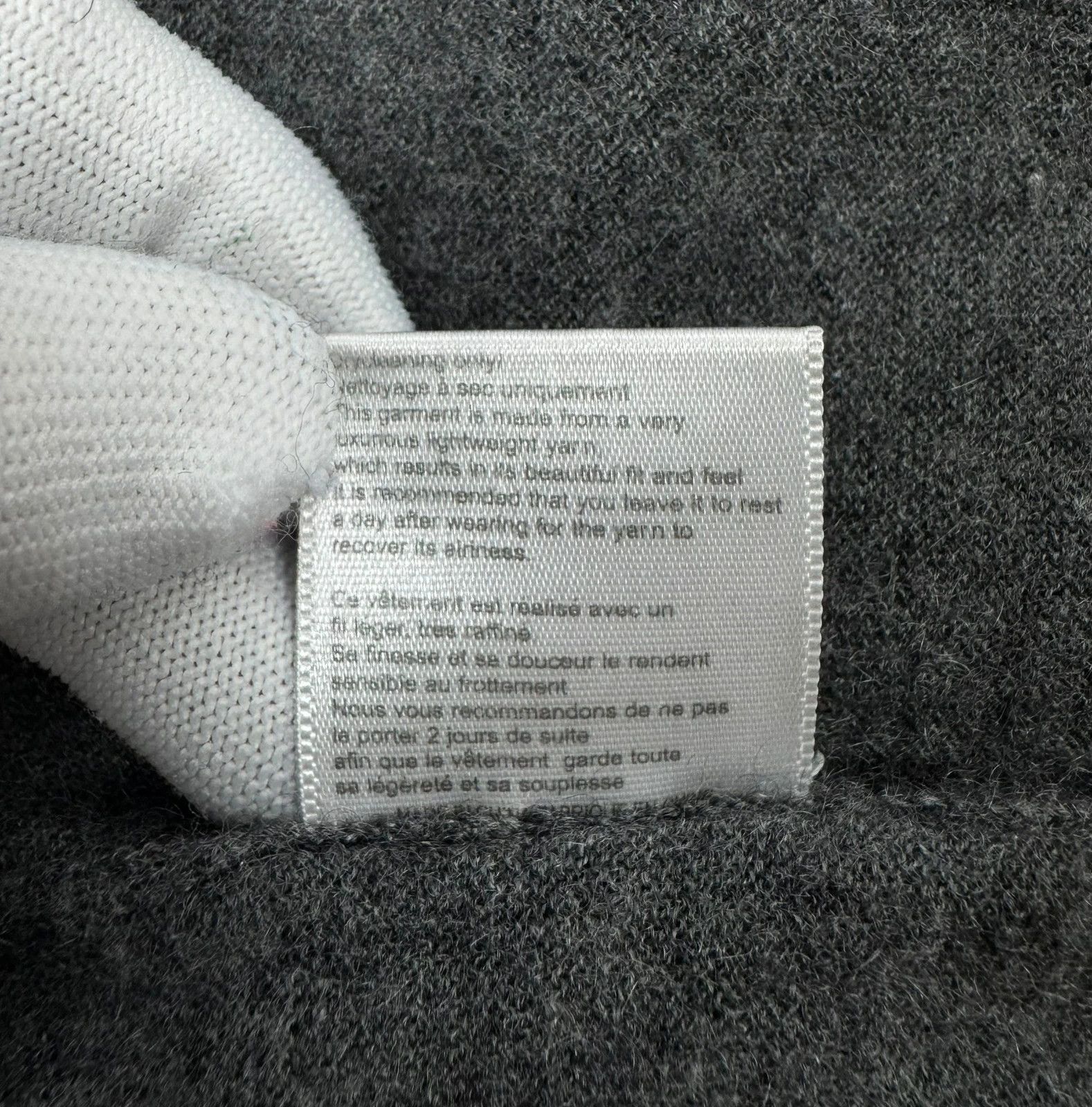 Joseph Joseph Cashmere Cardigan 3/4 Sleeve With Hooks size S Size S / US 4 / IT 40 - 14 Thumbnail