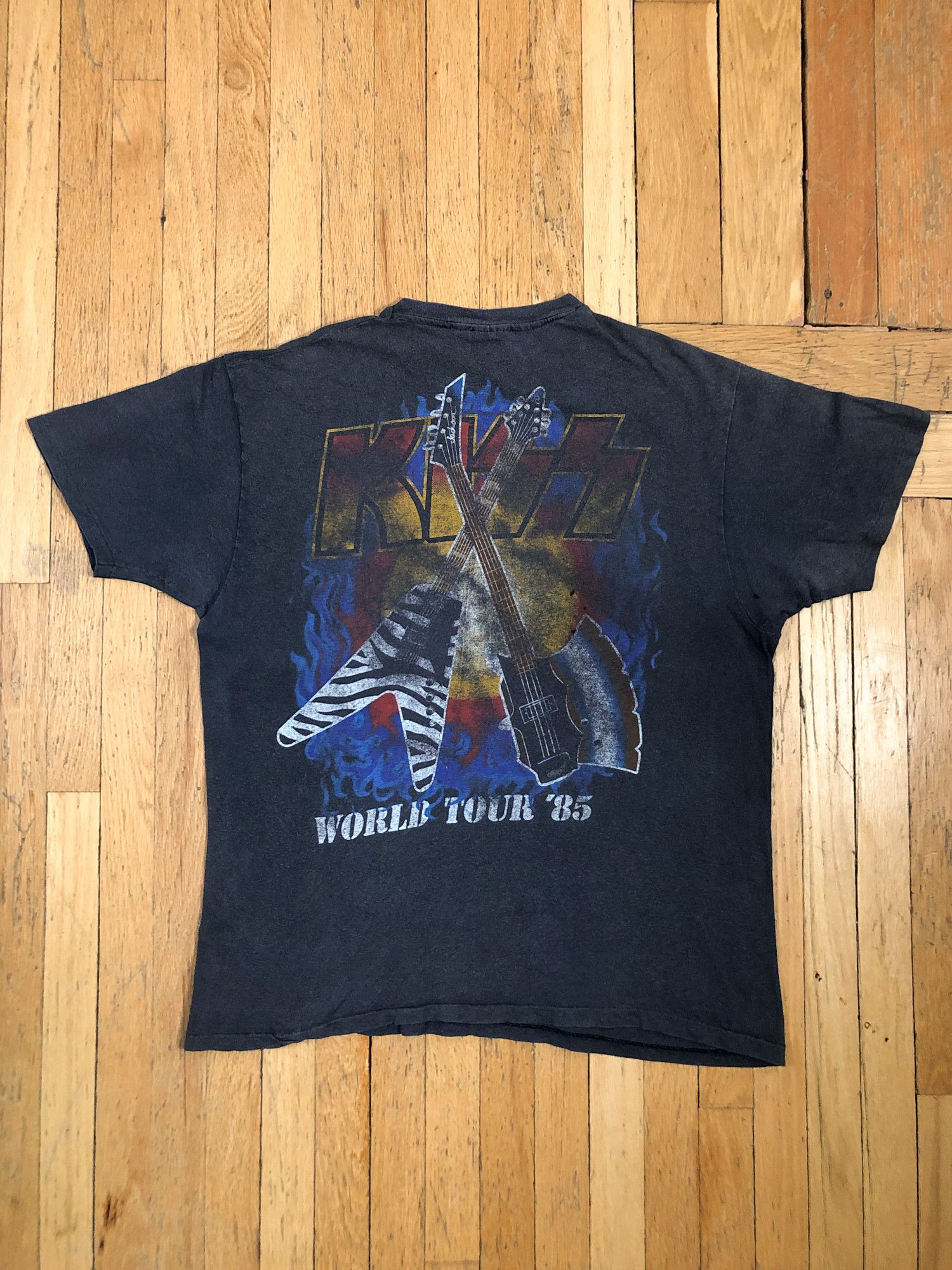 KISS × Vintage 1985 Single Stitch Sun Faded 'Kiss' World Tour T-Shirt Size US XL / EU 56 / 4 - 3 Thumbnail